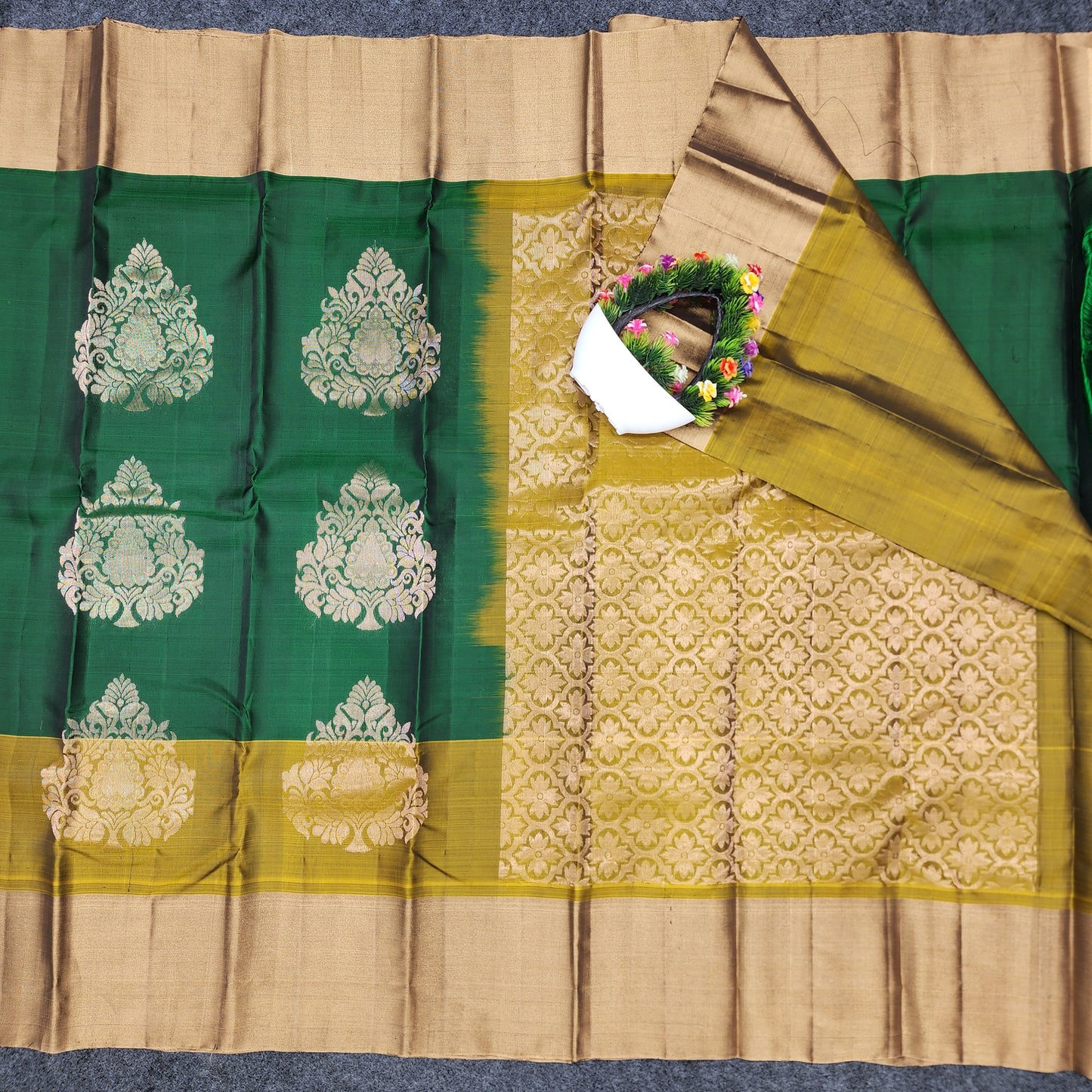 Kanchipattu lightweight Handloom Kadi Butta saree - Ambica Wedding Mall
