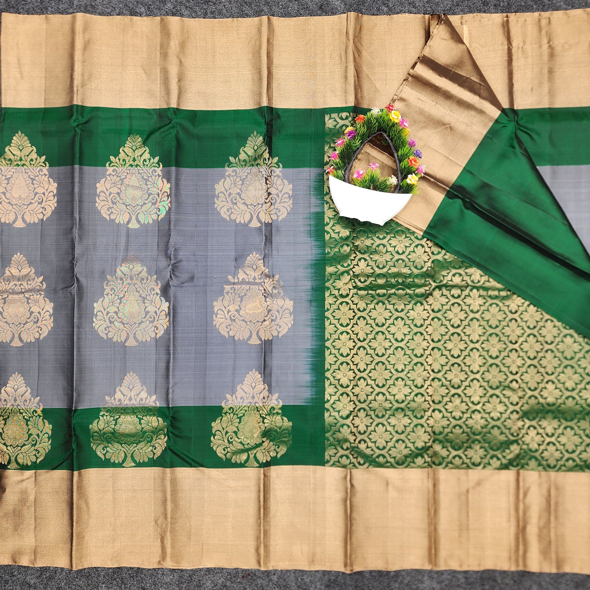 Kanchipattu lightweight Handloom Kadi Butta saree - Ambica Wedding Mall