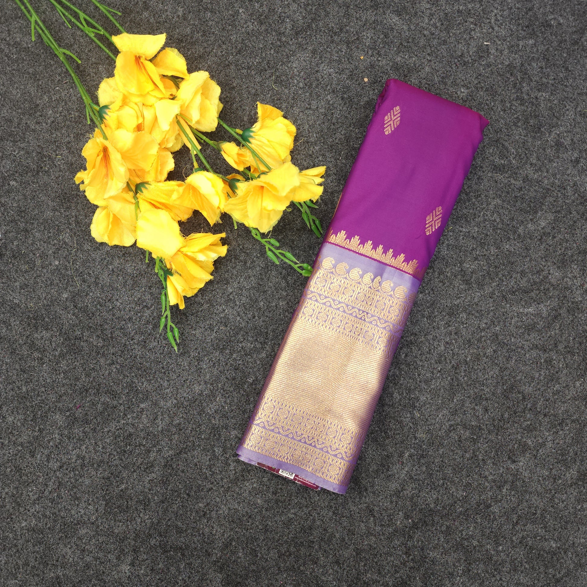 Gadwal Semi Pattu Saree - Ambica Wedding Mall