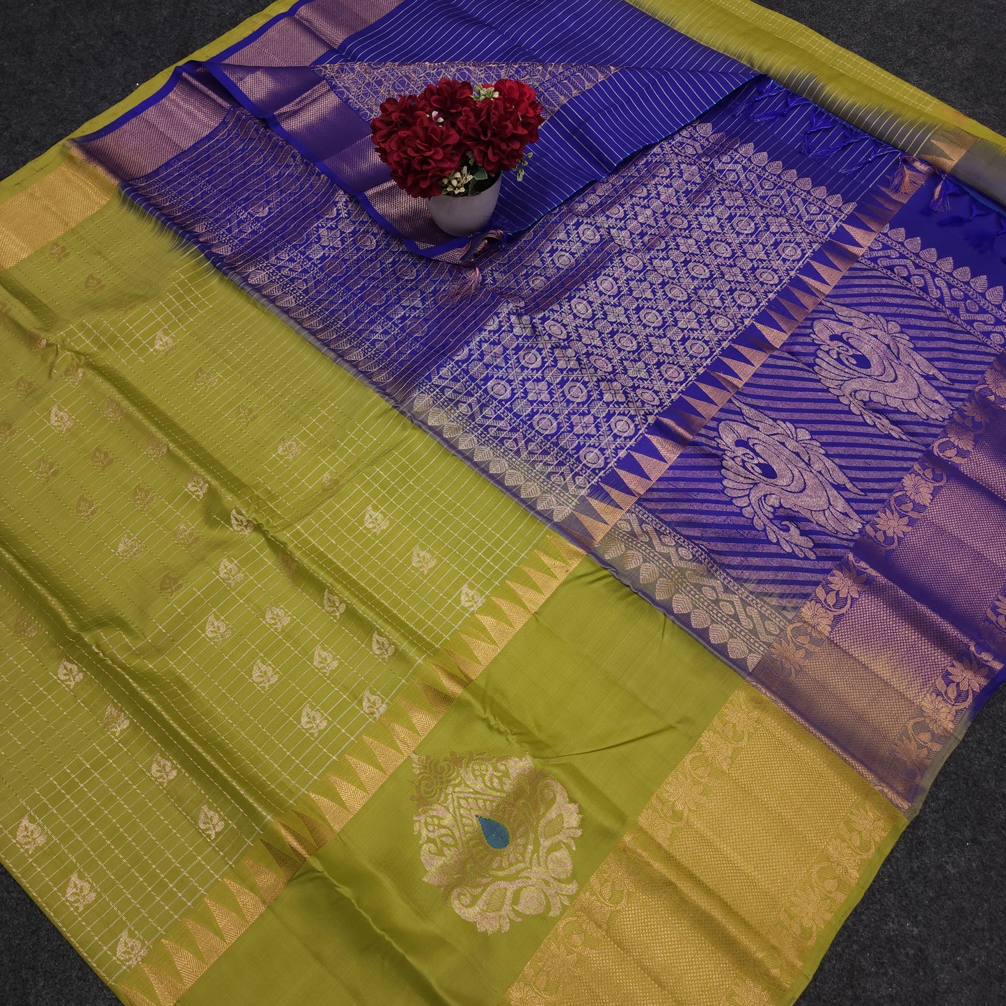 Pure Zari Handloom Kanchi Buta Saree - Ambica Wedding Mall