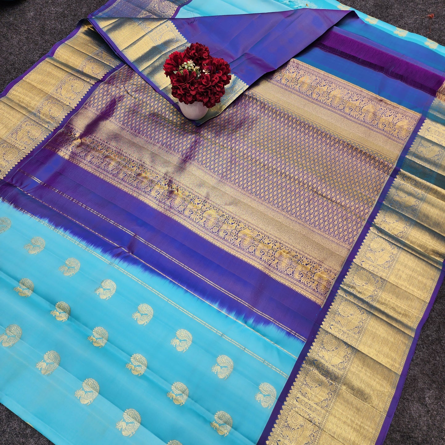 Pure Zari Handloom Kanchi Buta Saree - Ambica Wedding Mall