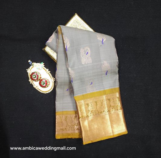 Kanchi Pattu Handloom Butta Saree