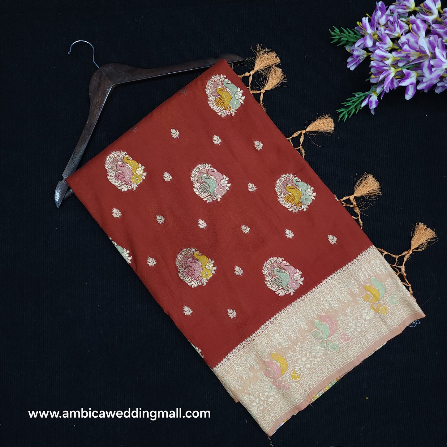 Banaras Meenakari Butta Saree - B1850