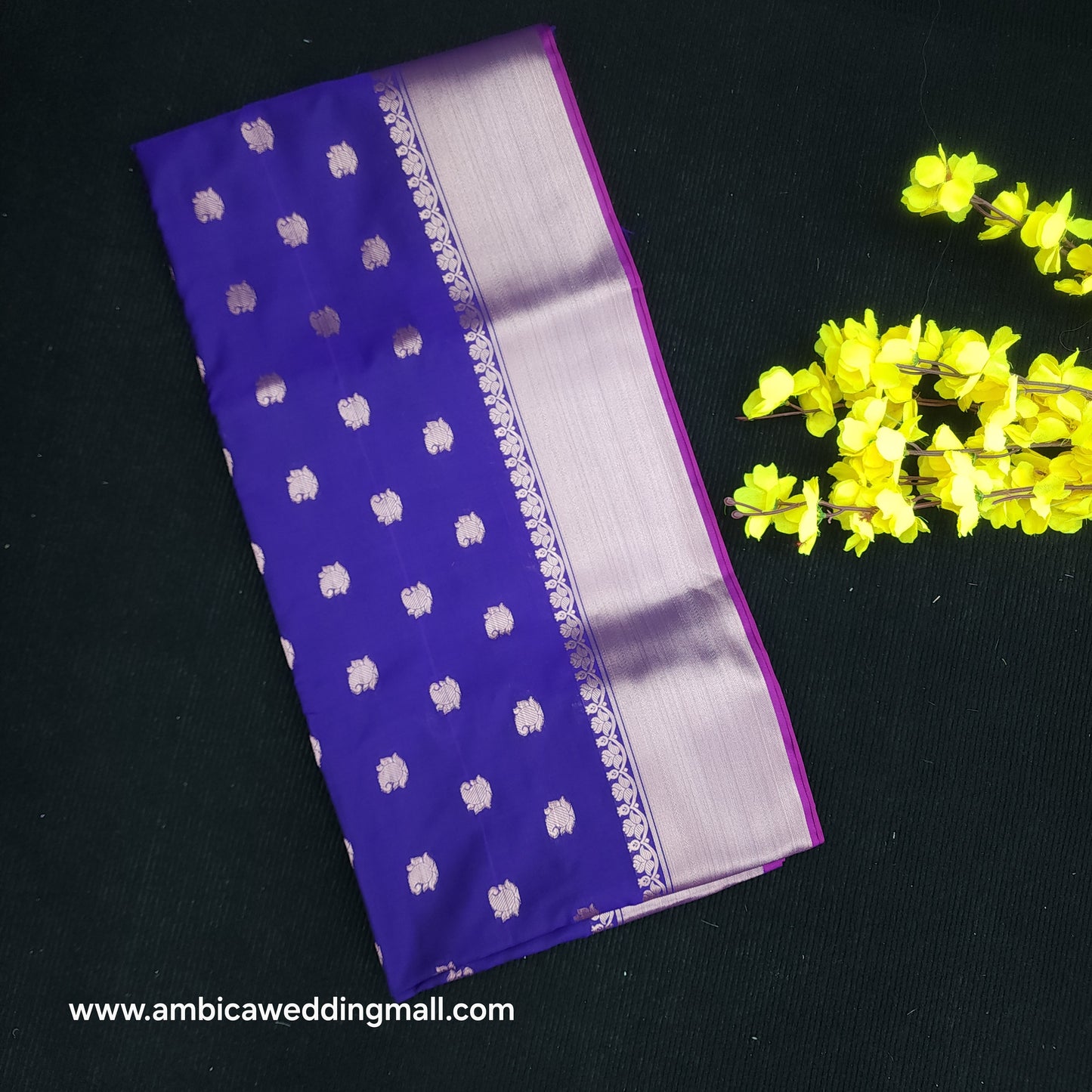 Banaras Butta Saree - B750