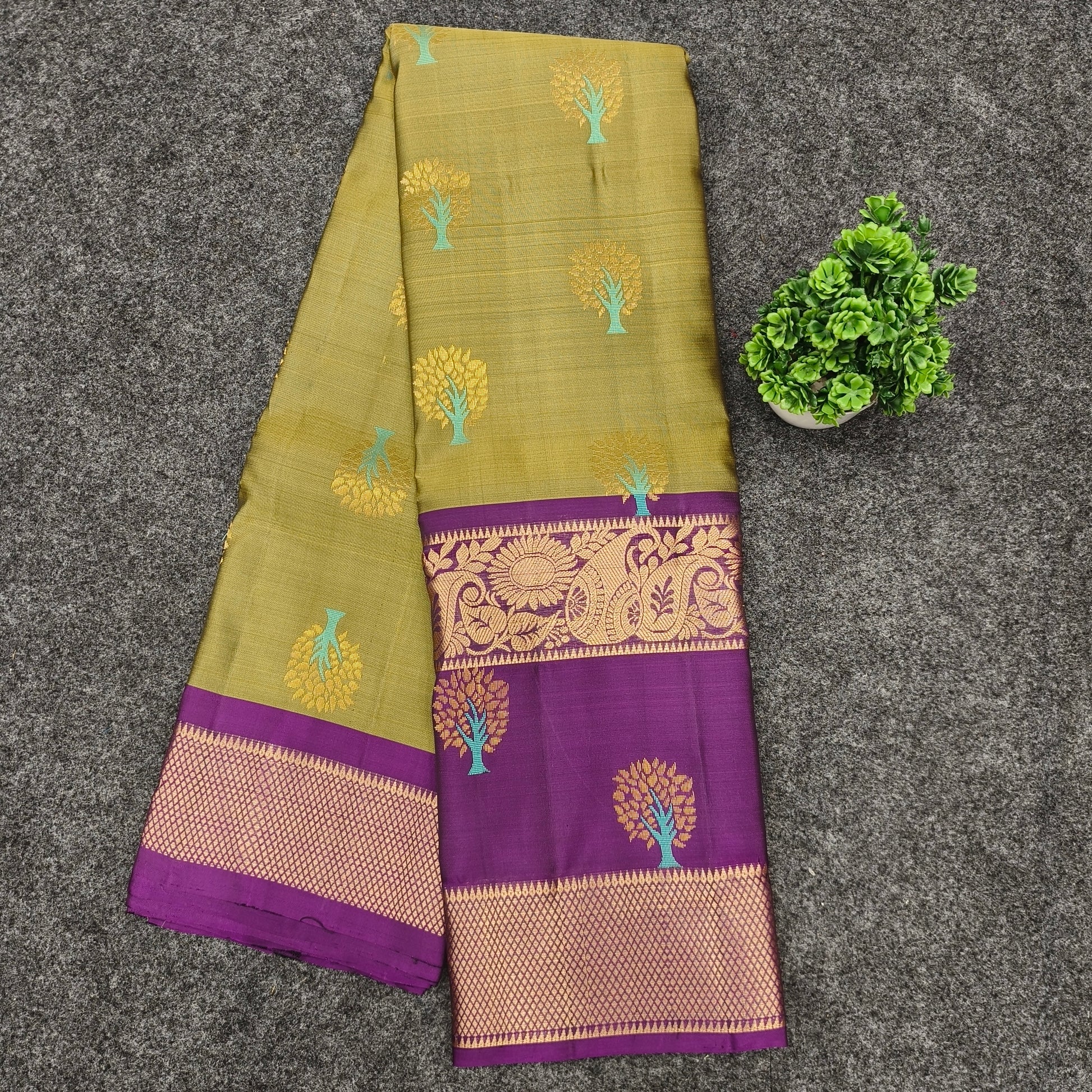 ✨Kanchi Pattu Handloom Gap Border Saree - Ambica Wedding Mall