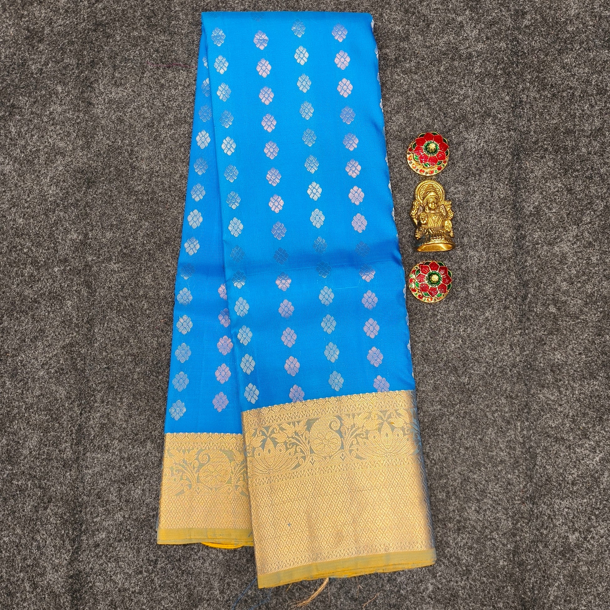 ✨Kanchi Pattu Handloom Butta Saree - Ambica Wedding Mall