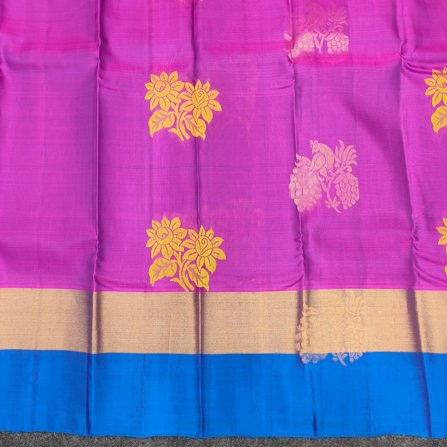 ✨Kanchi Pattu Bentex Border Saree - Ambica Wedding Mall