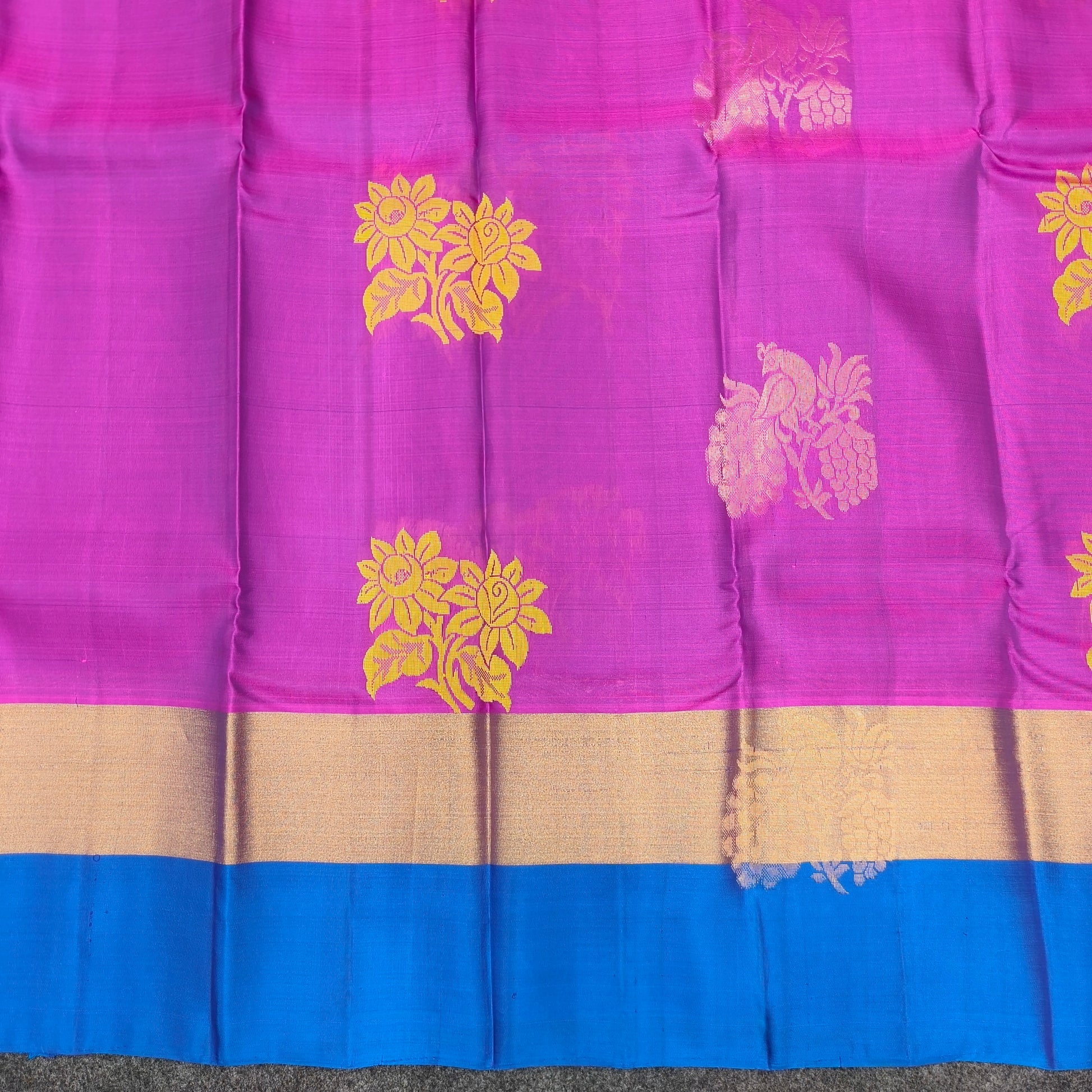 ✨Kanchi Pattu Bentex Border Saree - Ambica Wedding Mall