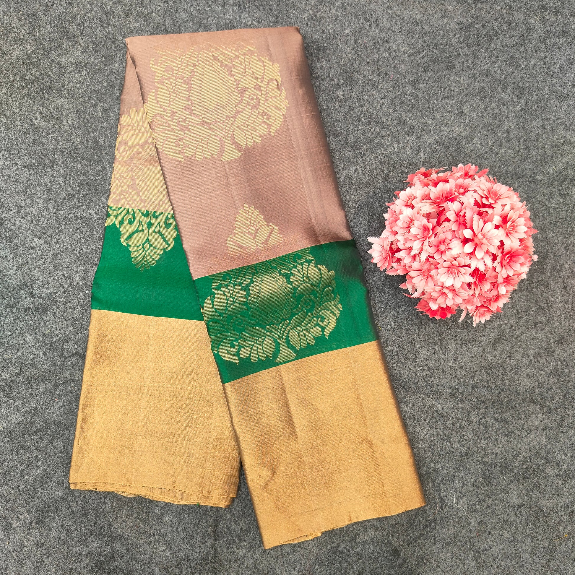 ✨Kanchi Pattu Bentex Border Saree - Ambica Wedding Mall