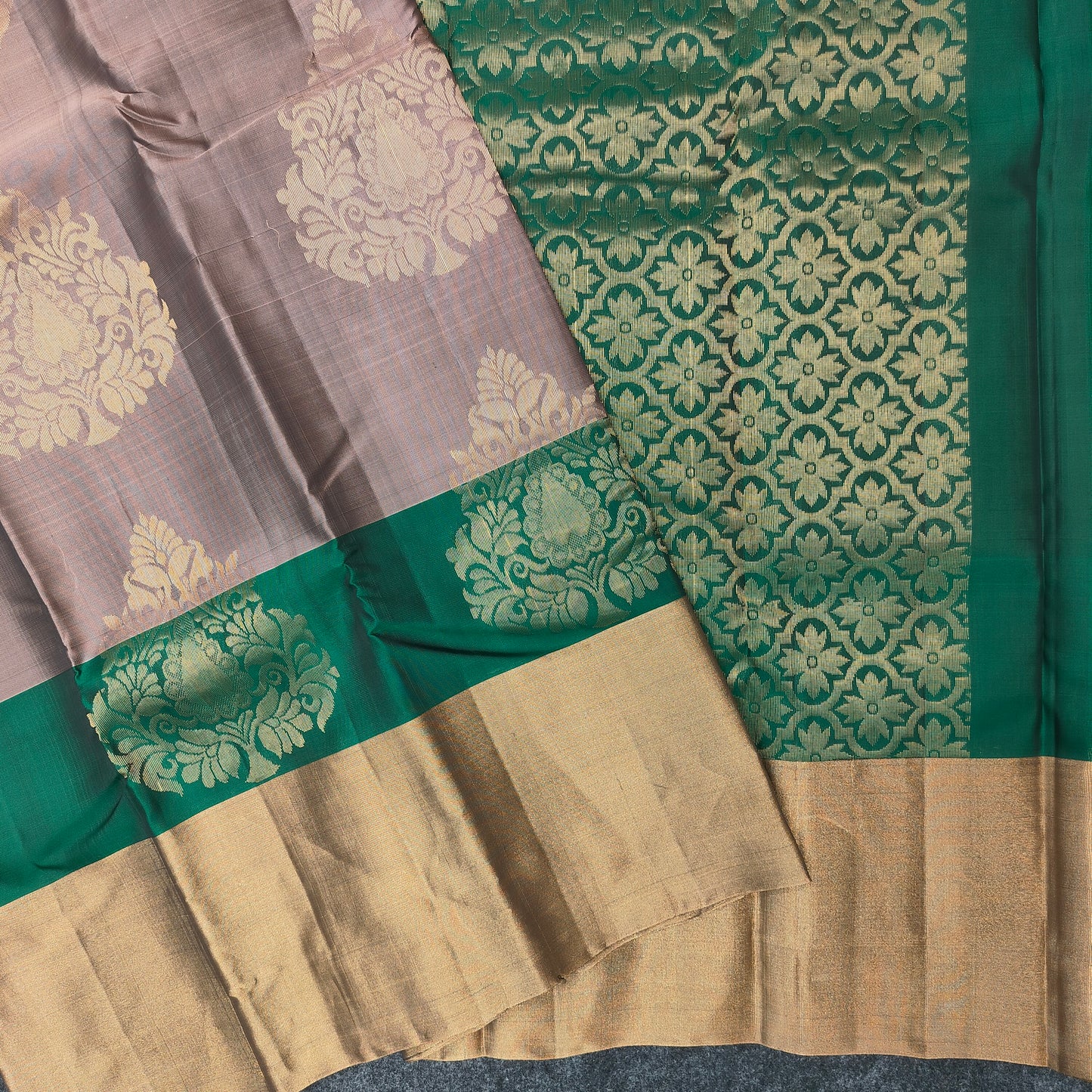 ✨Kanchi Pattu Bentex Border Saree - Ambica Wedding Mall