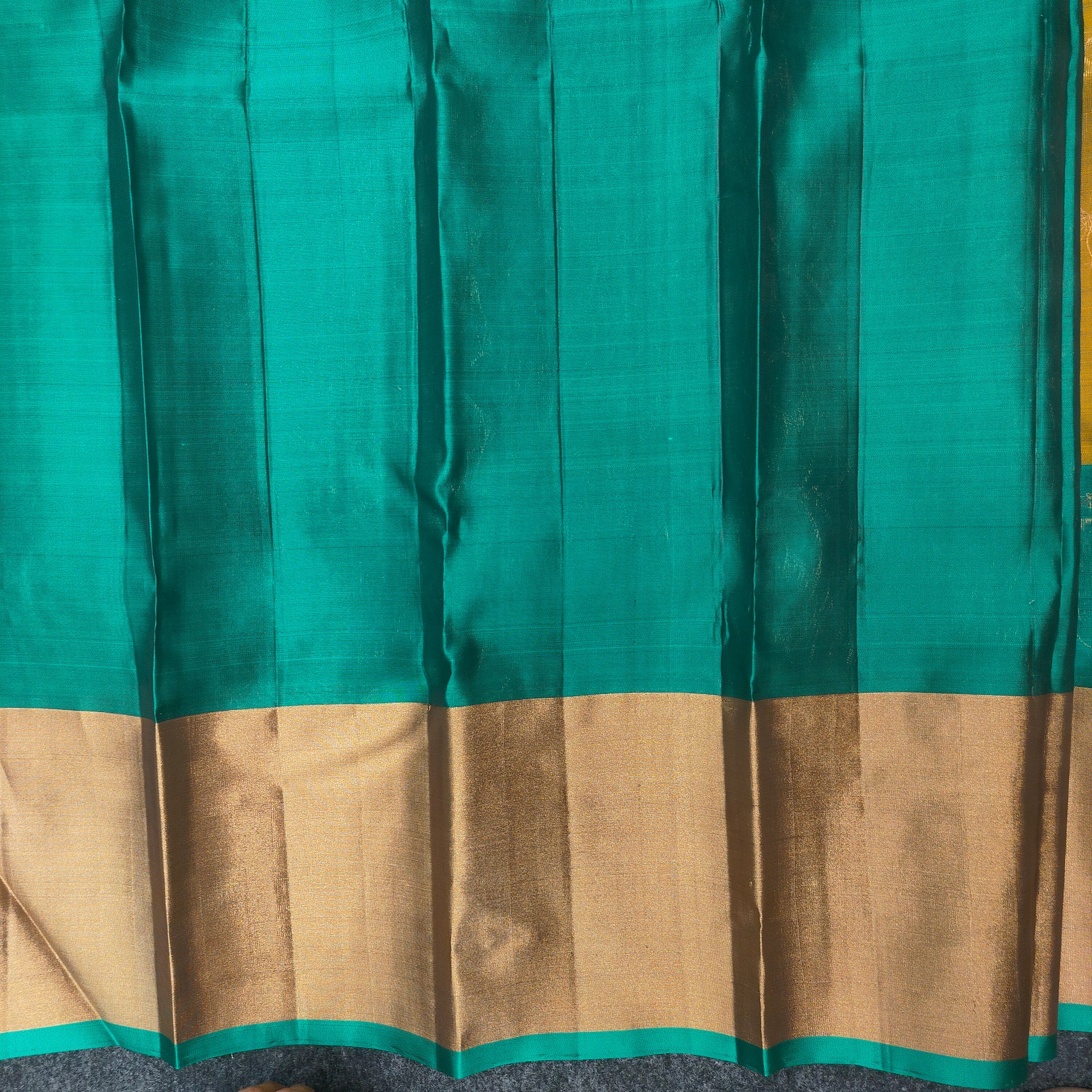 ✨Kanchi Pattu Bentex Border Saree - Ambica Wedding Mall