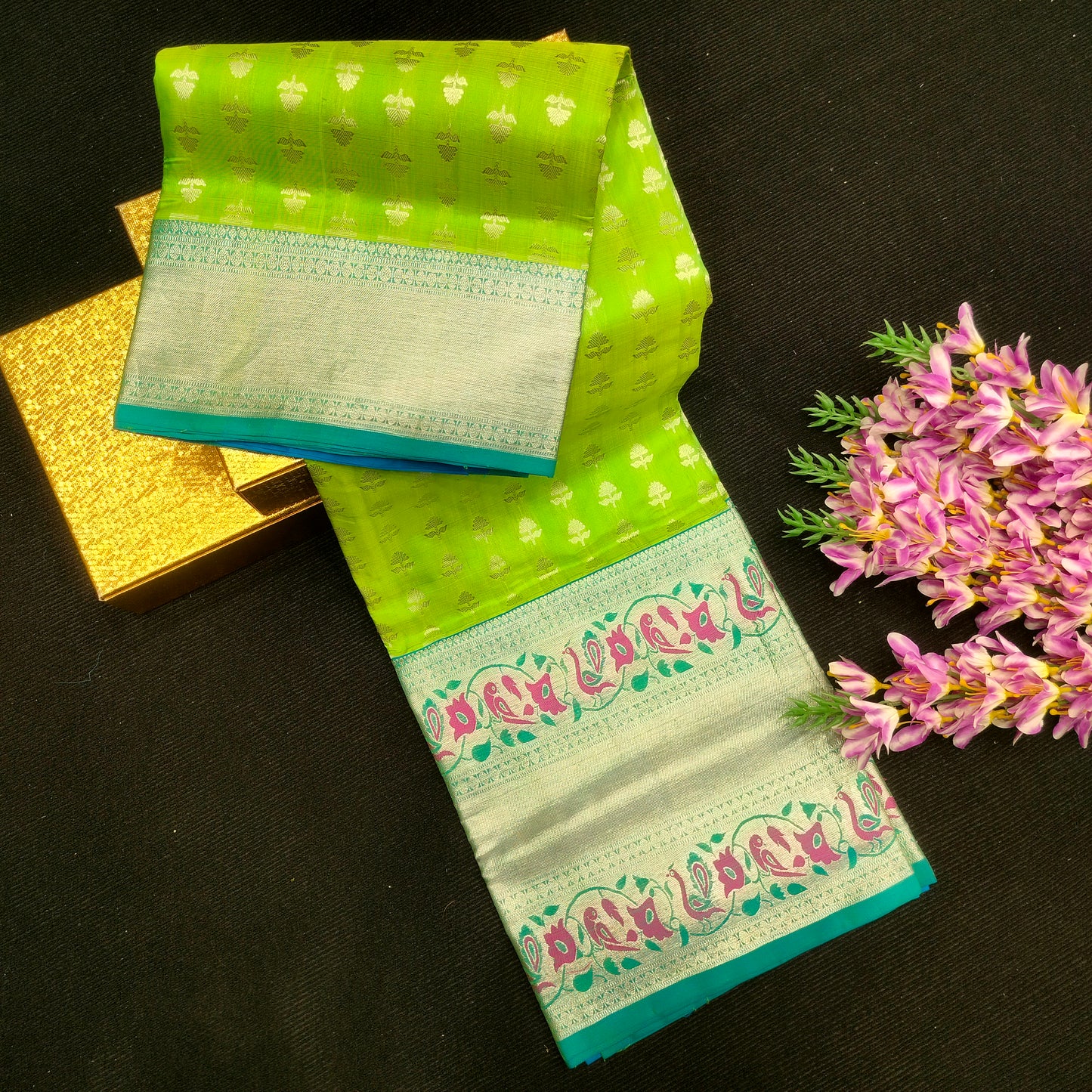 Pure Venkatagiri Handloom Buta saree - Ambica Wedding Mall