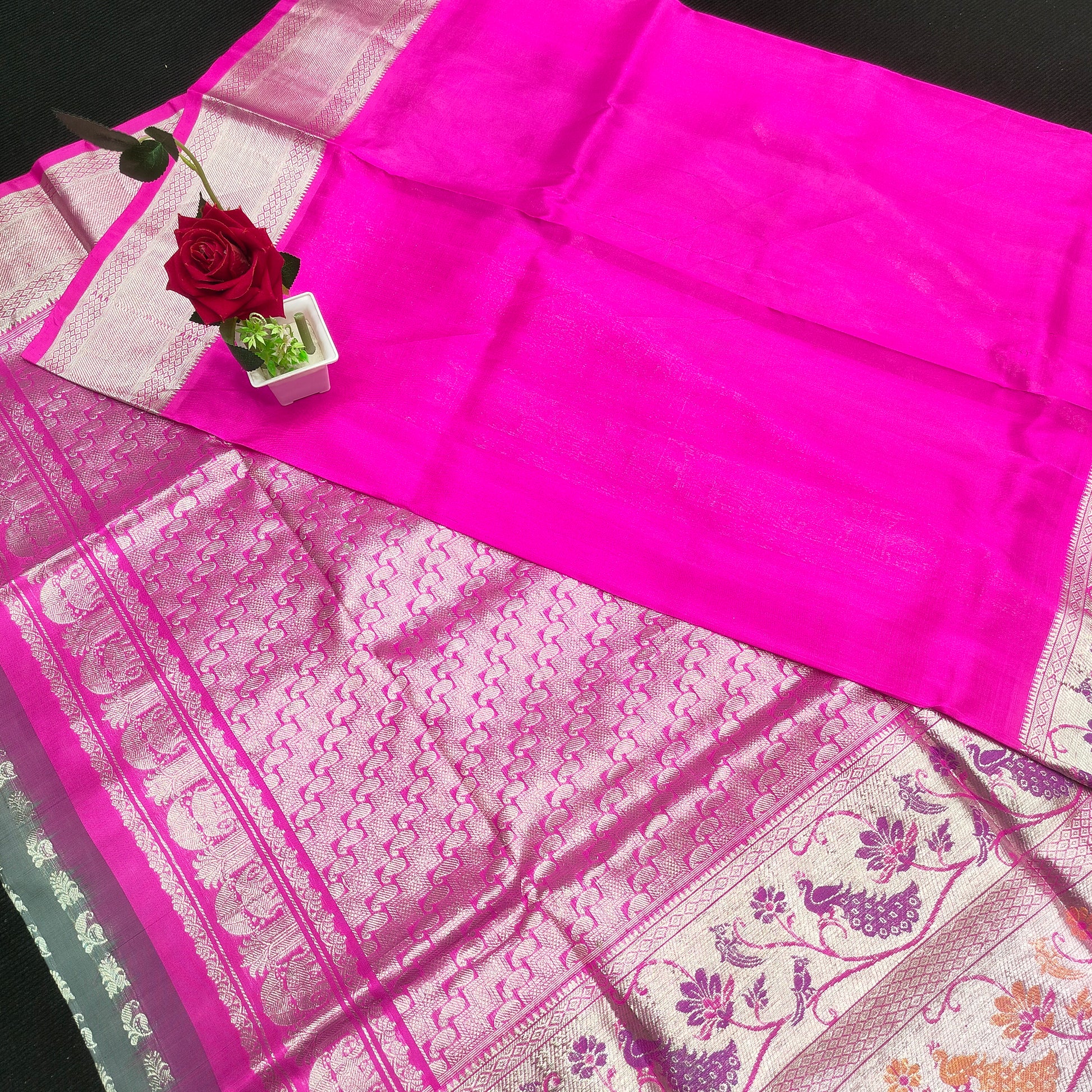 Pure Venkatagiri Handloom Buta saree - Ambica Wedding Mall