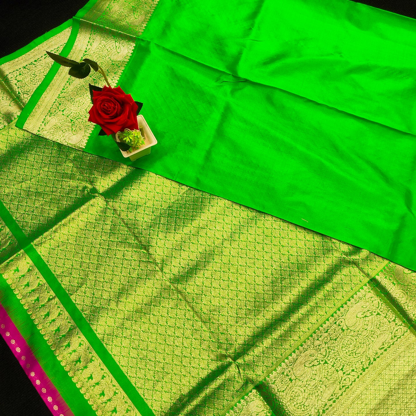 Pure Venkatagiri Handloom Buta saree - Ambica Wedding Mall