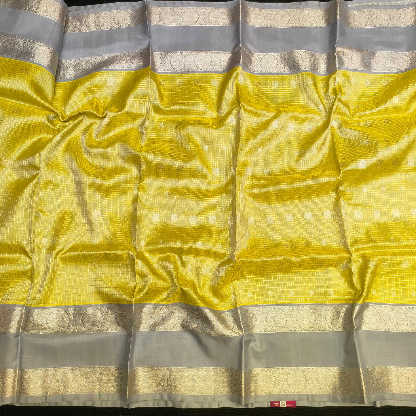 Pure Venkatagiri Handloom Buta saree - Ambica Wedding Mall