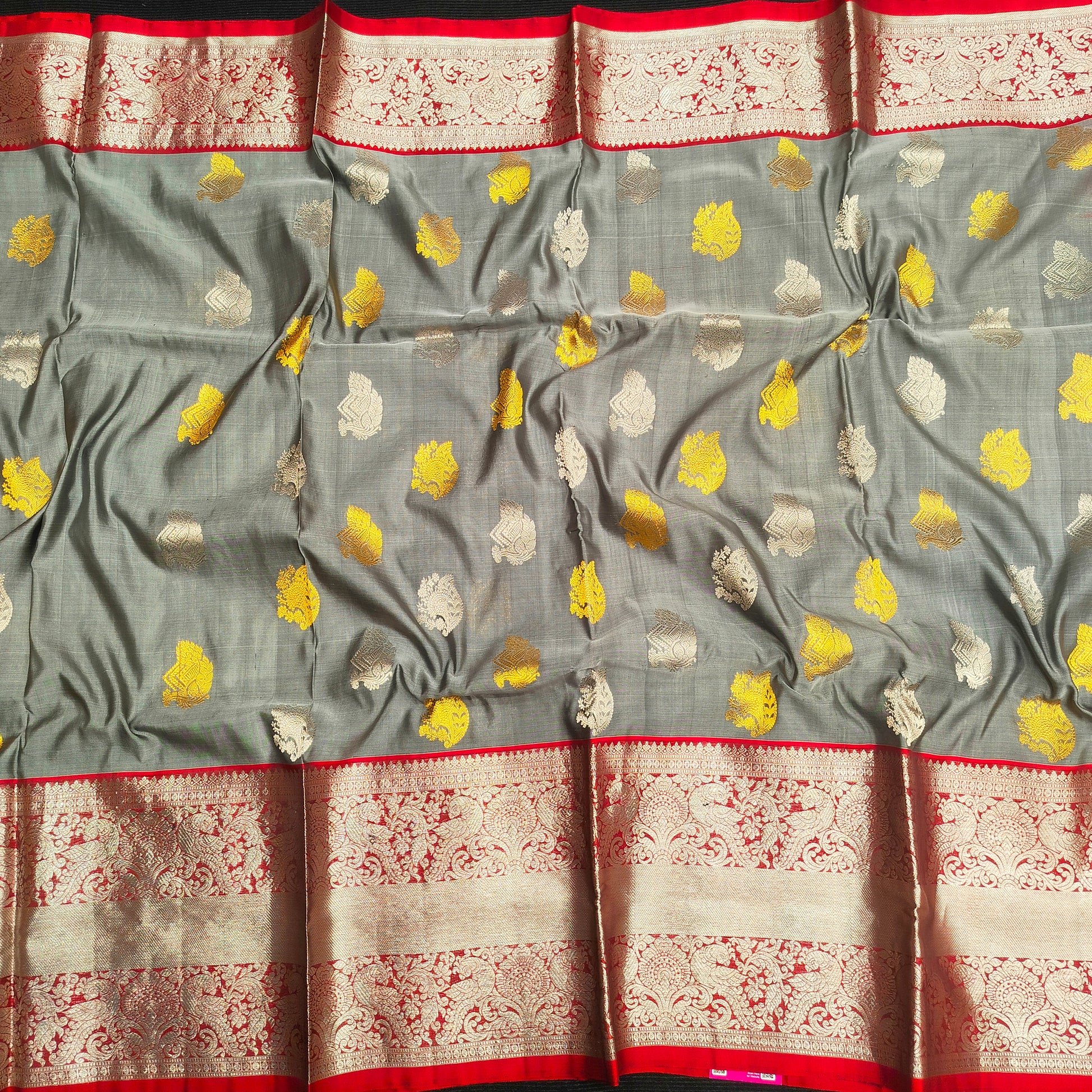 Pure Venkatagiri Handloom Buta saree - Ambica Wedding Mall