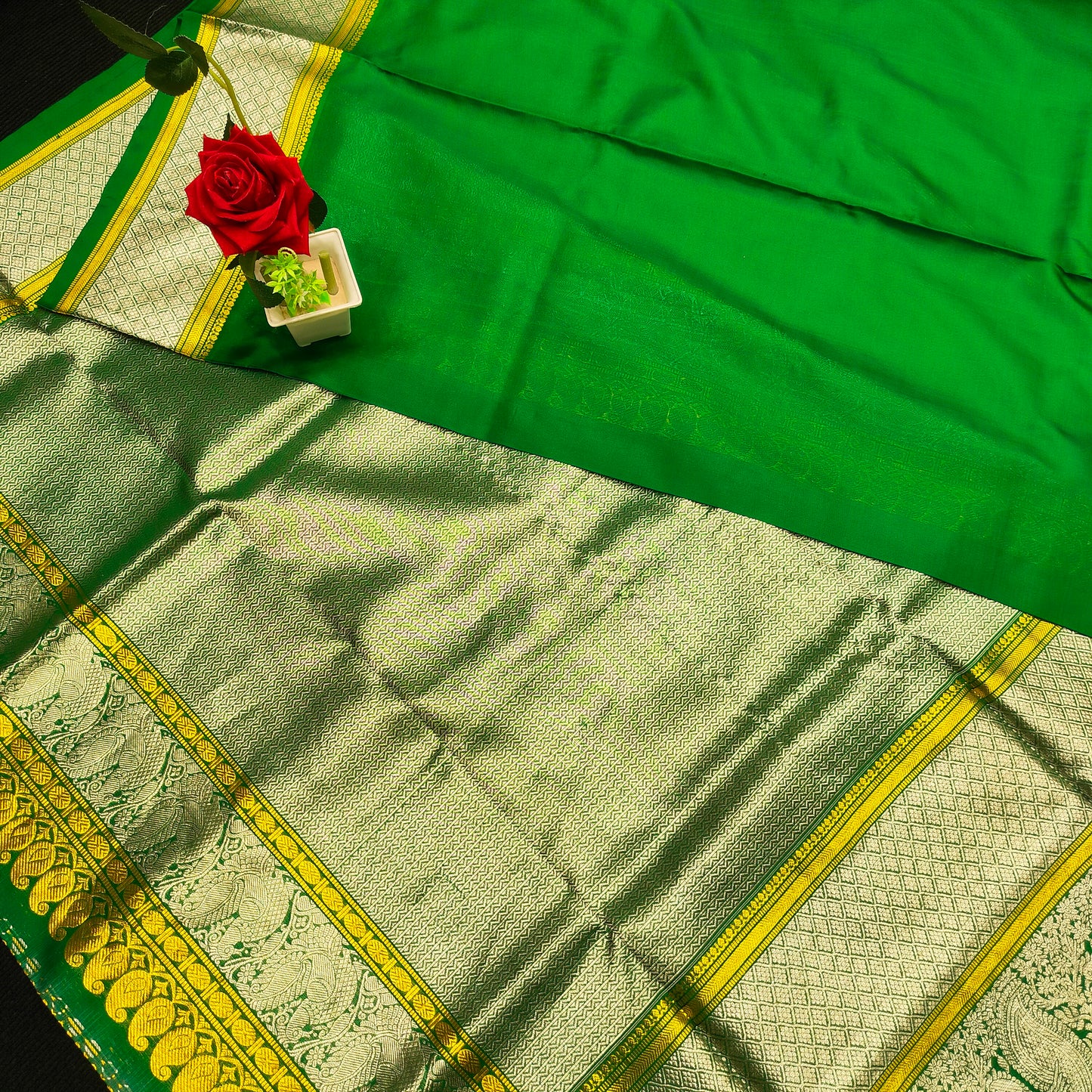 Pure Venkatagiri Handloom Buta saree - Ambica Wedding Mall