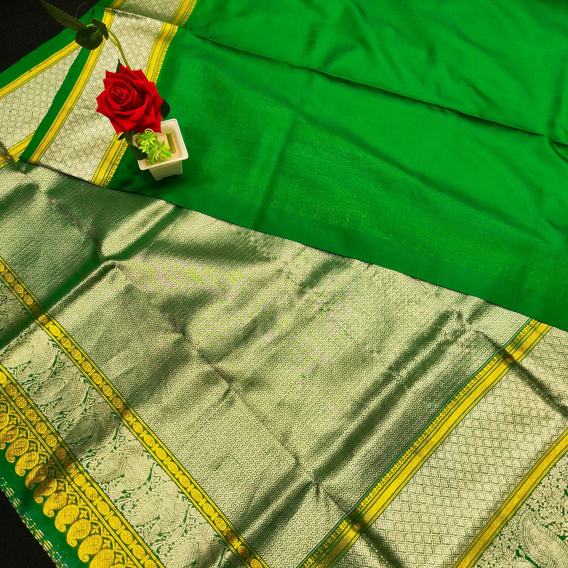 Pure Venkatagiri Handloom Buta saree - Ambica Wedding Mall