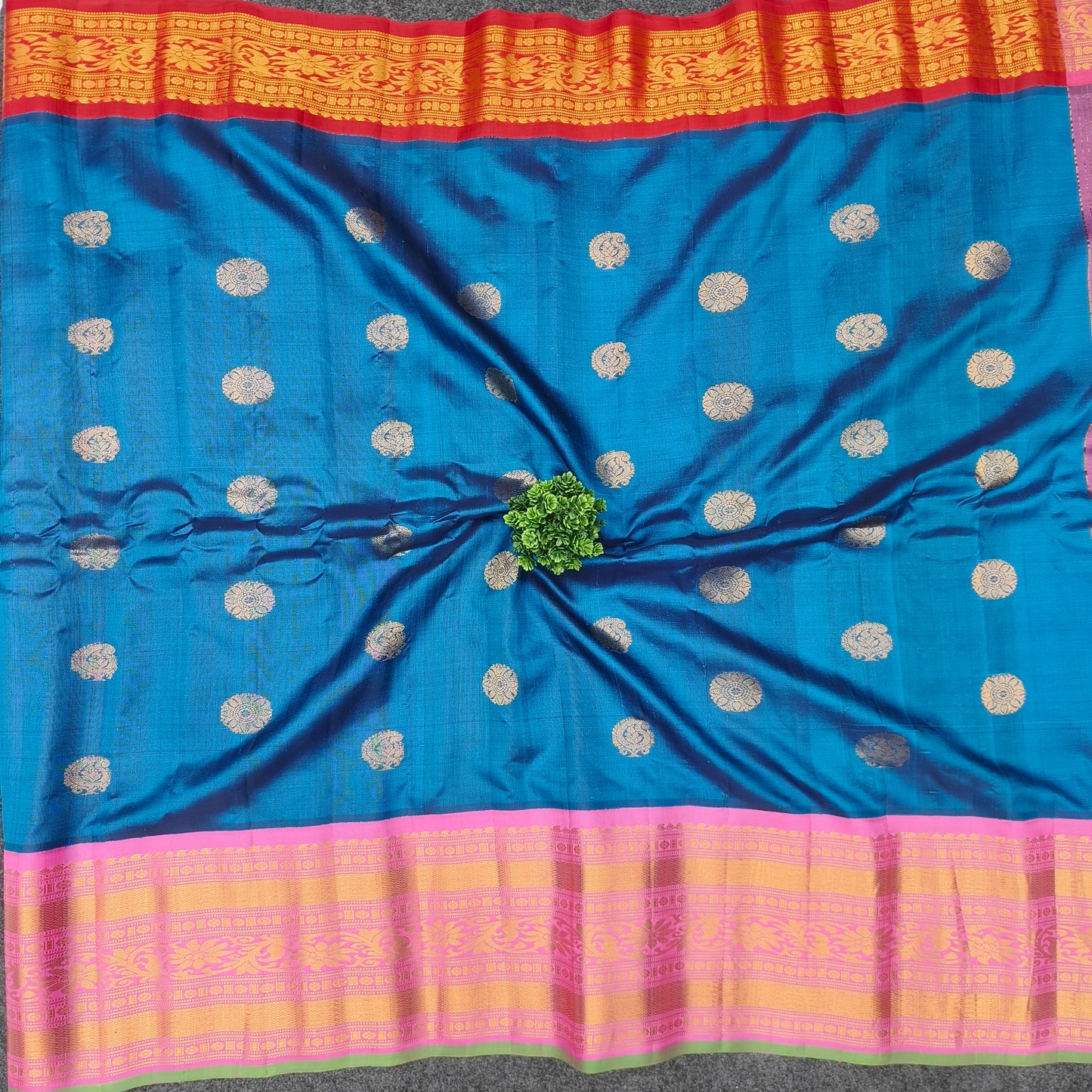 Gadwal Pattu Pure Resham Handloom Saree - Ambica Wedding Mall