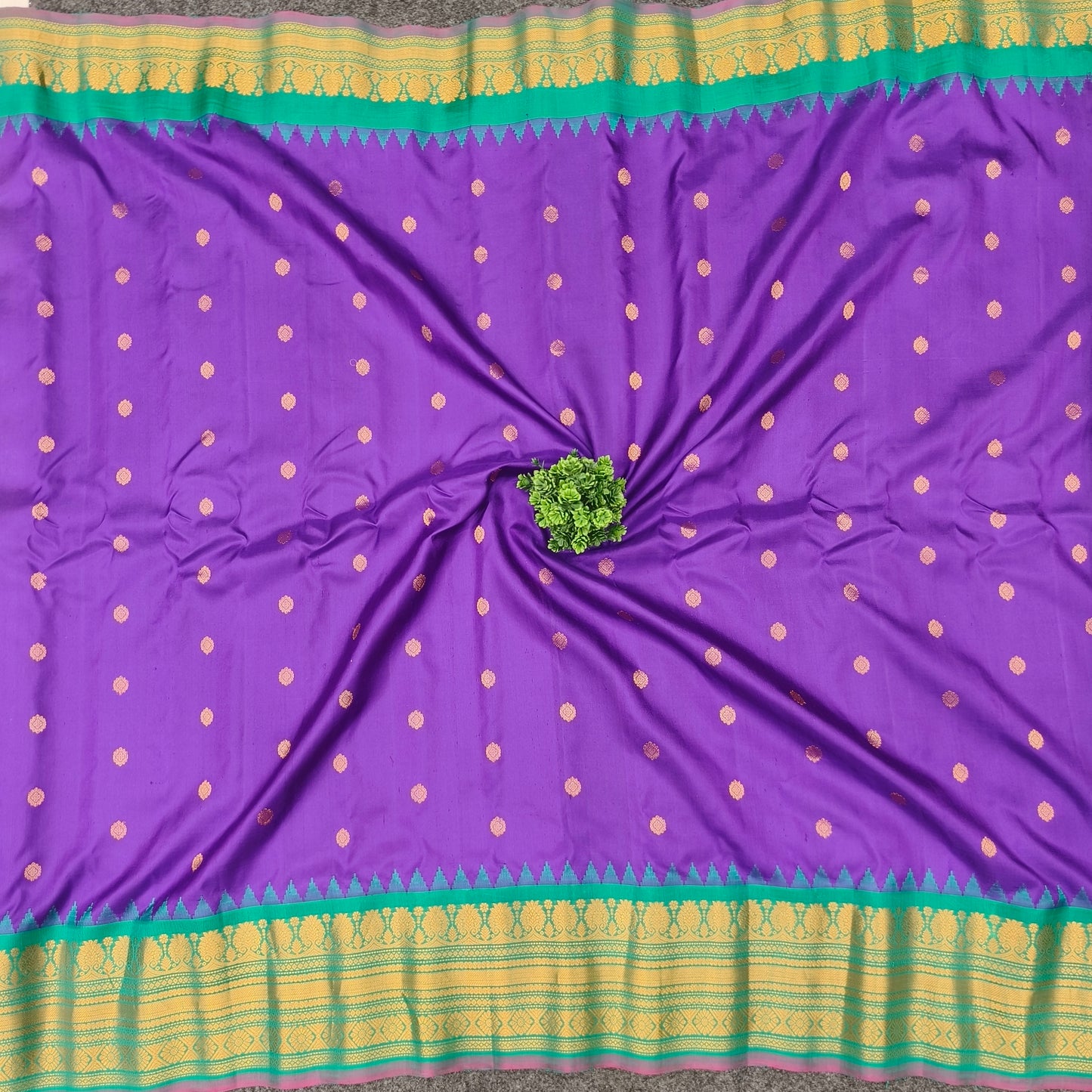 Gadwal Pattu Pure Resham Handloom Saree - Ambica Wedding Mall