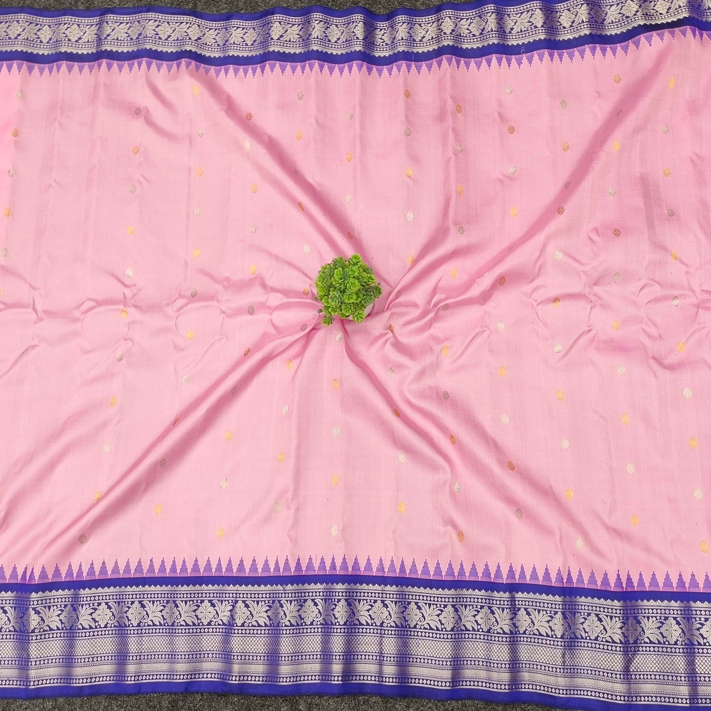 Gadwal Pattu Pure Resham Handloom Saree - Ambica Wedding Mall