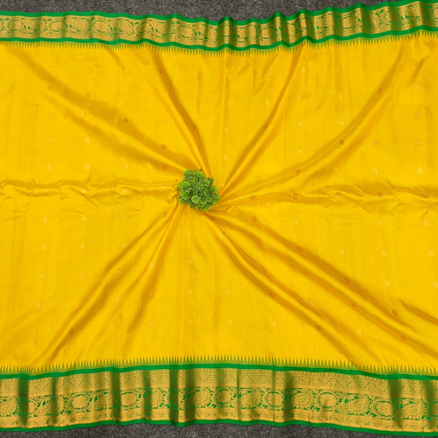 Gadwal Pattu Pure Resham Handloom Saree - Ambica Wedding Mall
