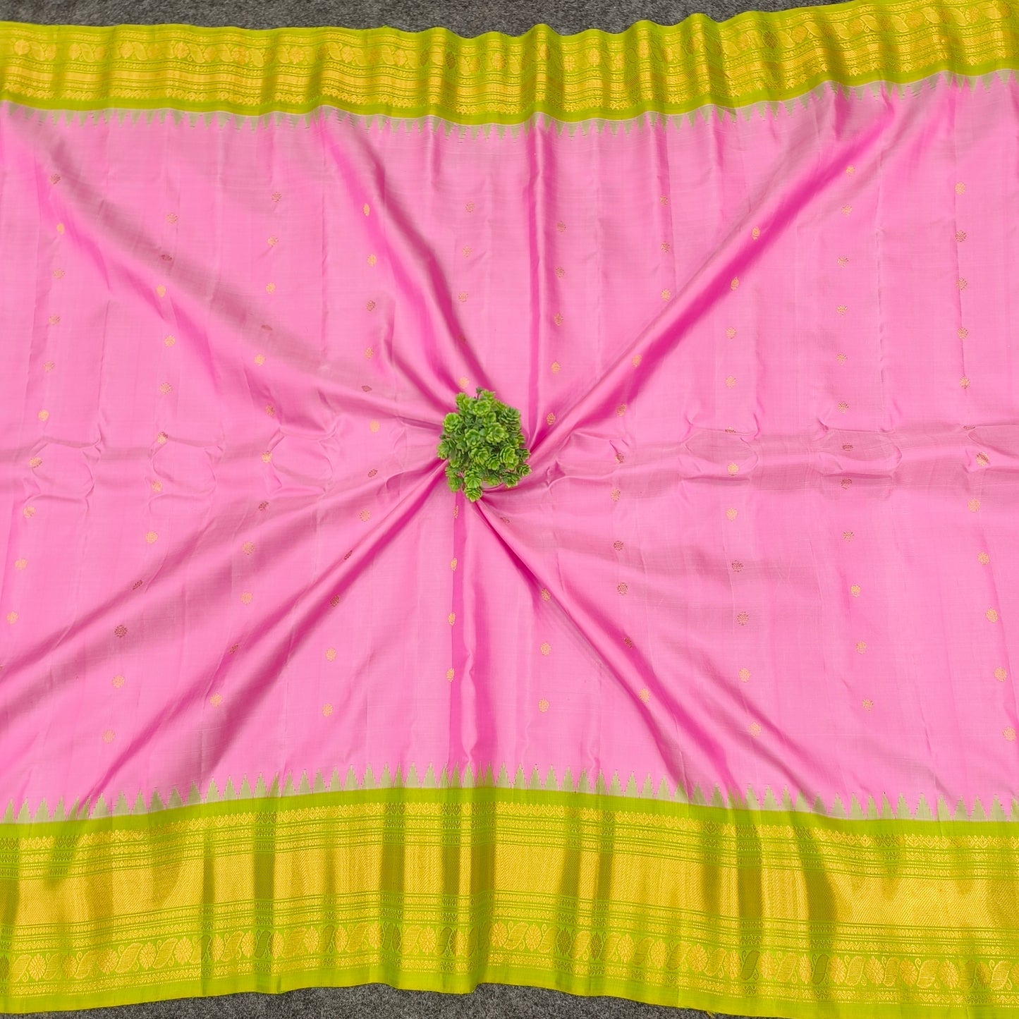 Gadwal Pattu Pure Resham Handloom Saree - Ambica Wedding Mall