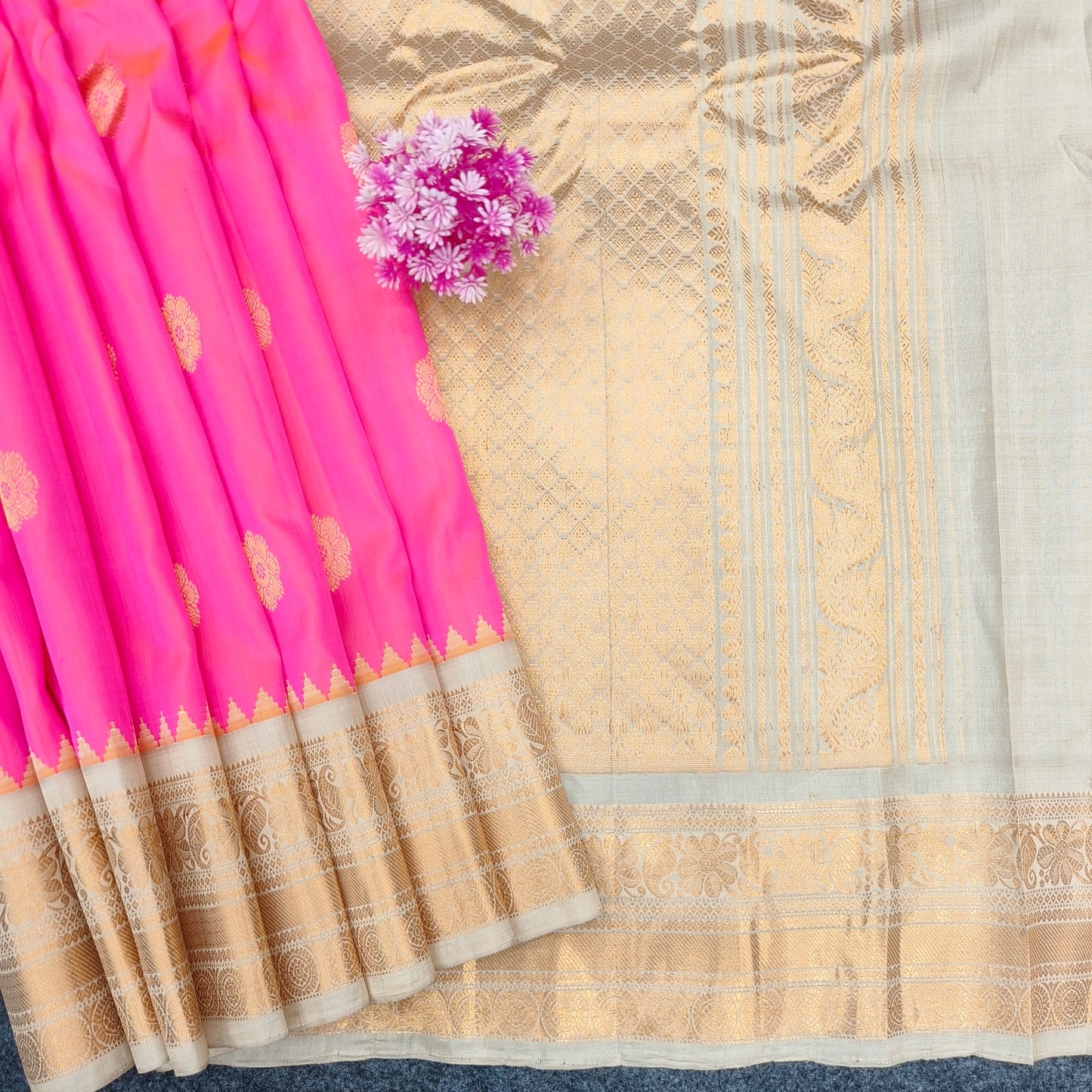 Gadwal Pattu Pure Resham Handloom Saree - Ambica Wedding Mall