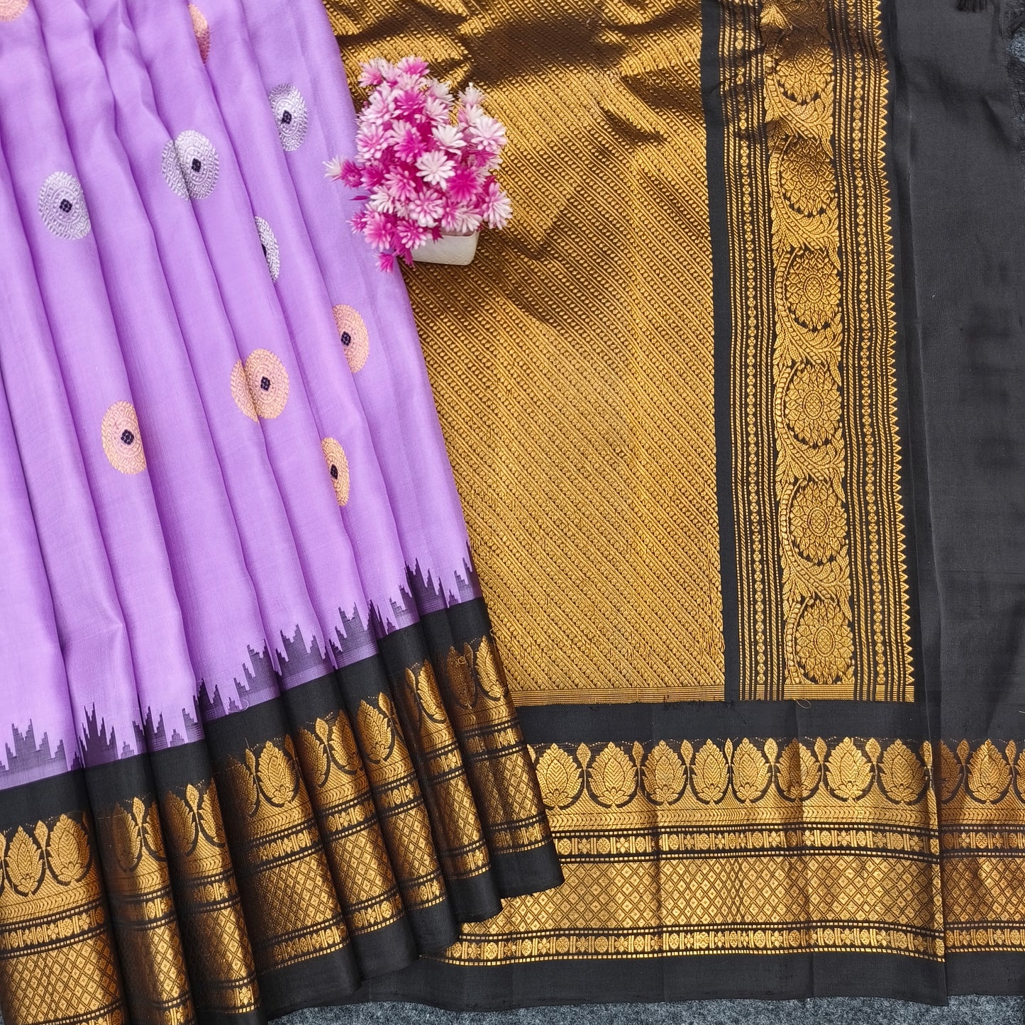 Gadwal Pattu Pure Resham Handloom Saree - Ambica Wedding Mall