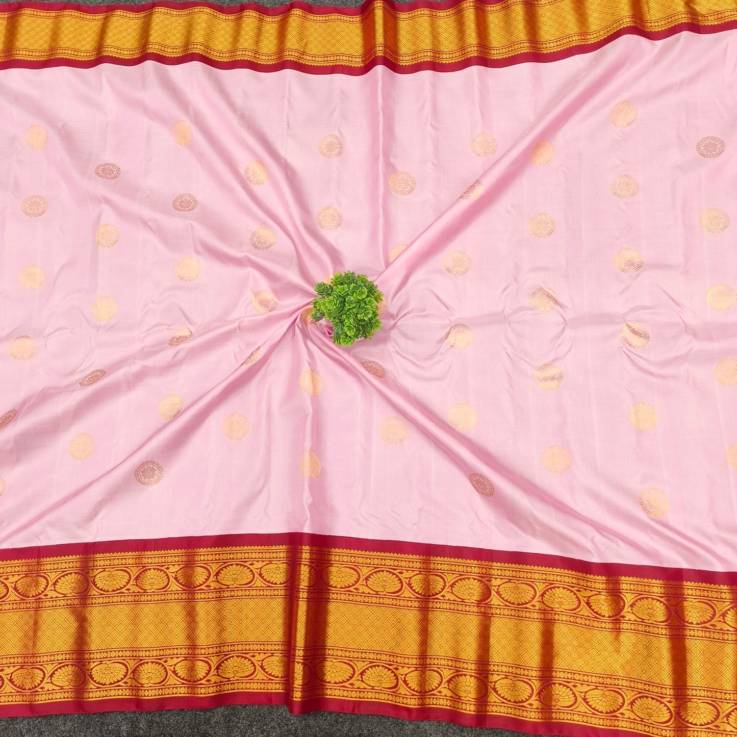 Gadwal Pattu Pure Resham Handloom Saree - Ambica Wedding Mall