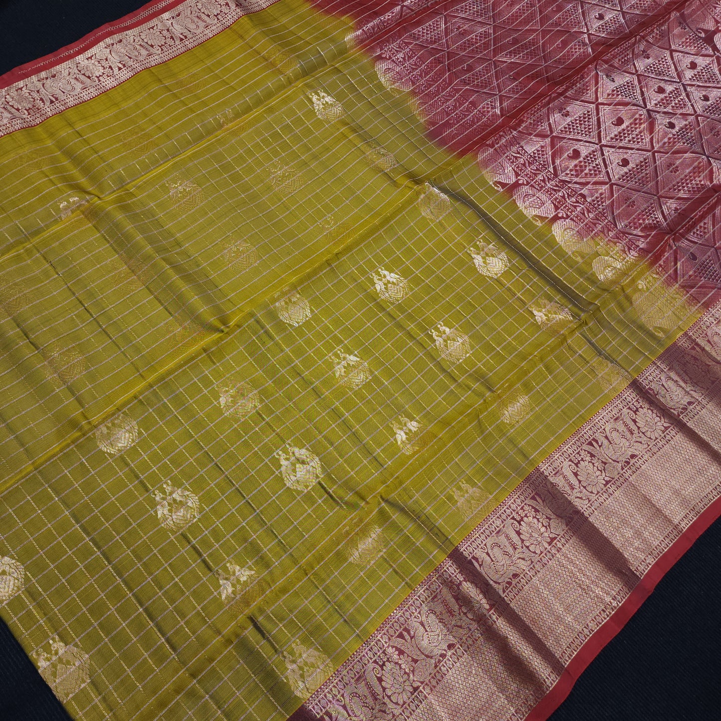 Kanchi Pattu Handloom Butta sarees ✨️