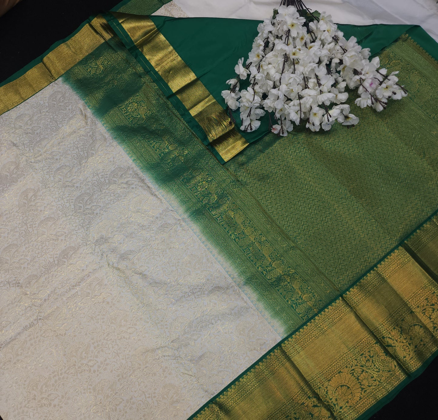 Pure Kanchi Pattu Resham Talambralu Saree