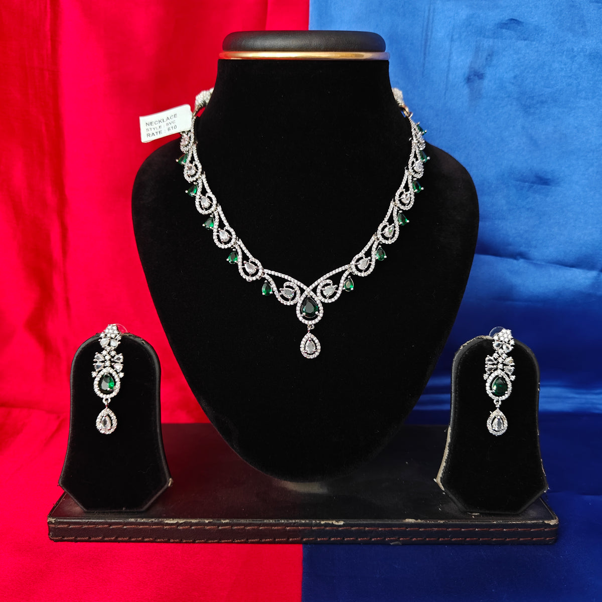 Elegant AD Short Necklace In Green Coloured Stone