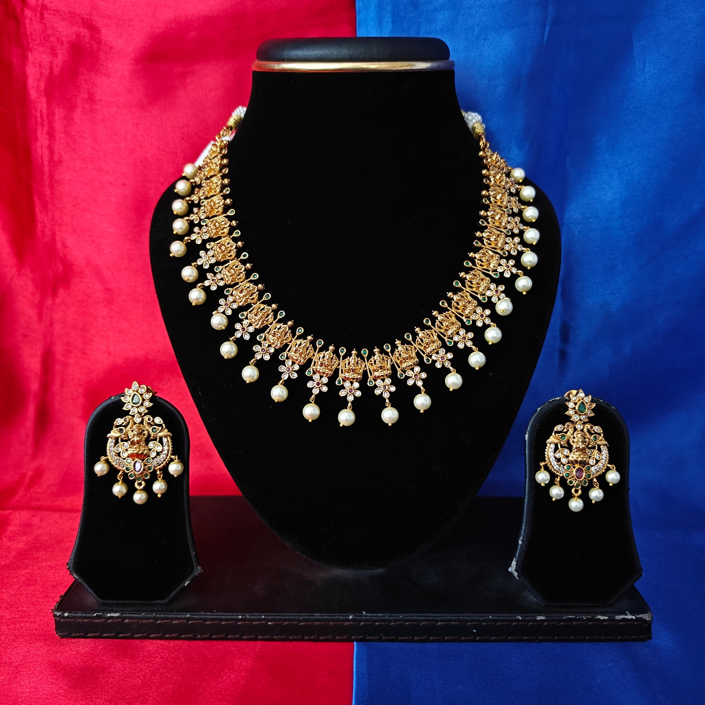 Beautiful Nakshi Short Necklace