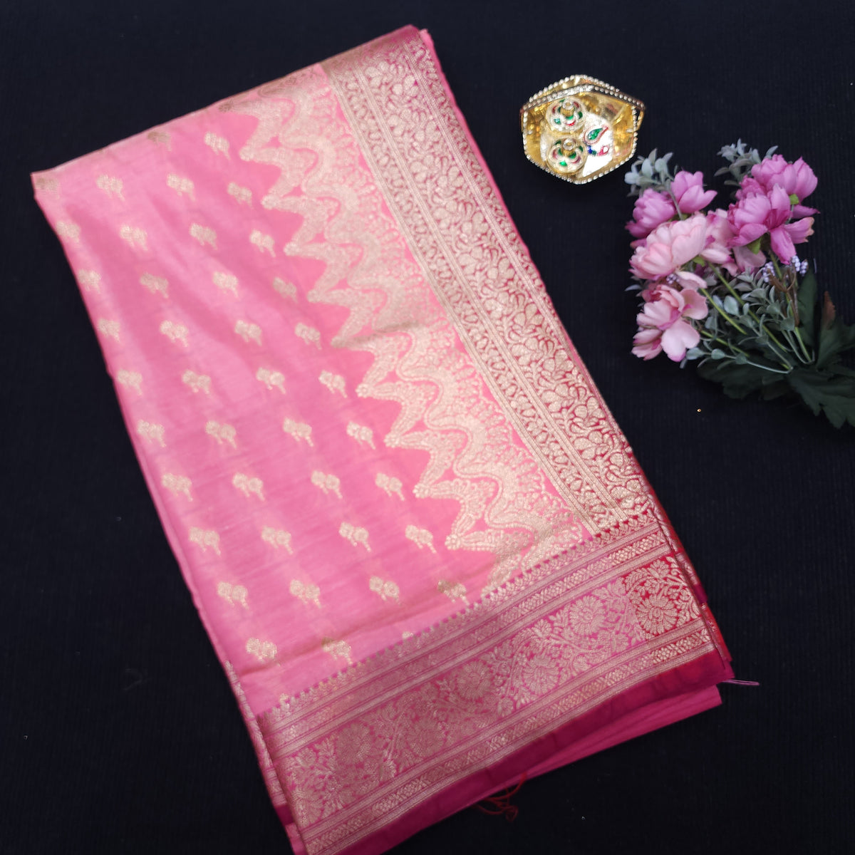 Trending Banaras Vintage saree