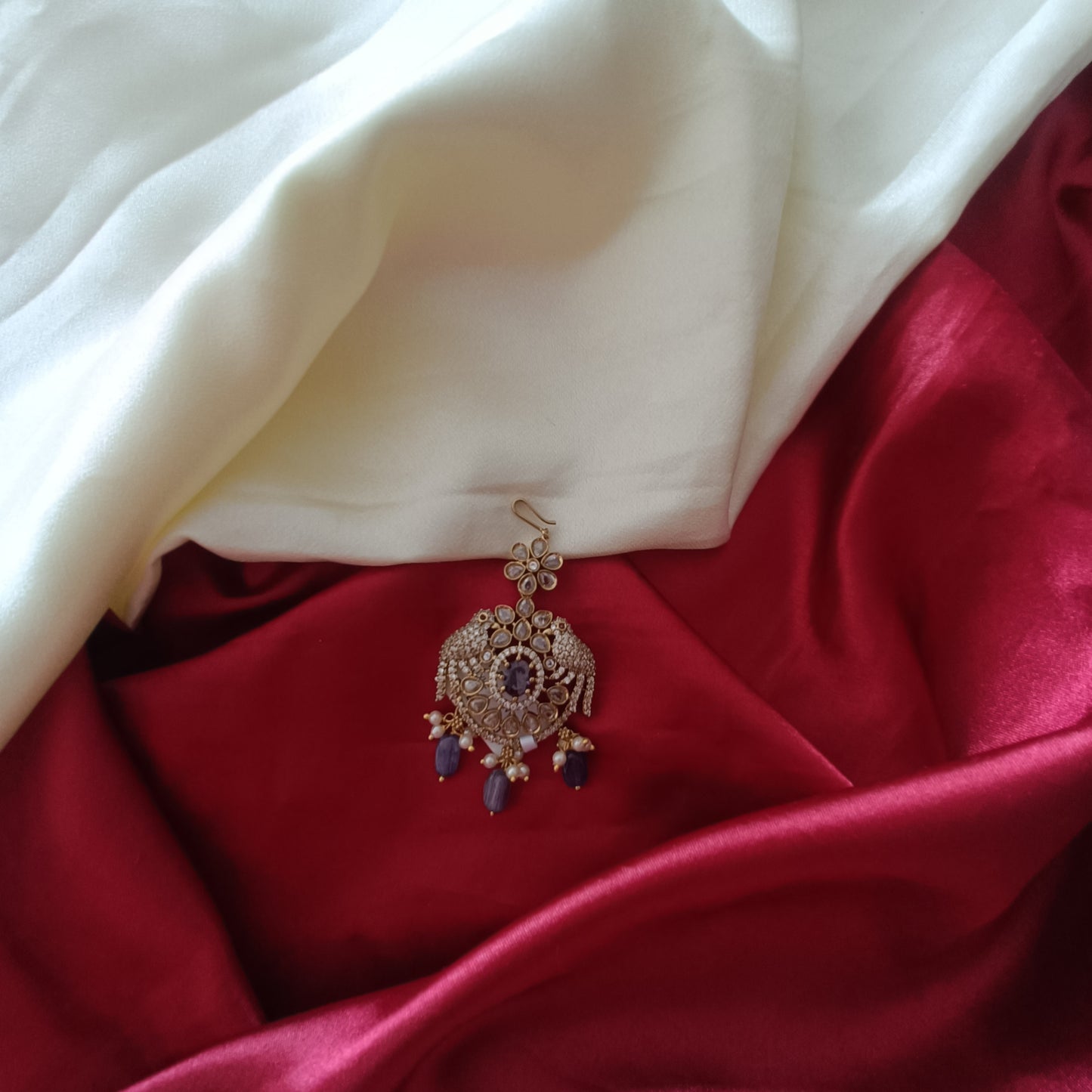 Simple Victorian Tika - Ambica Wedding Mall