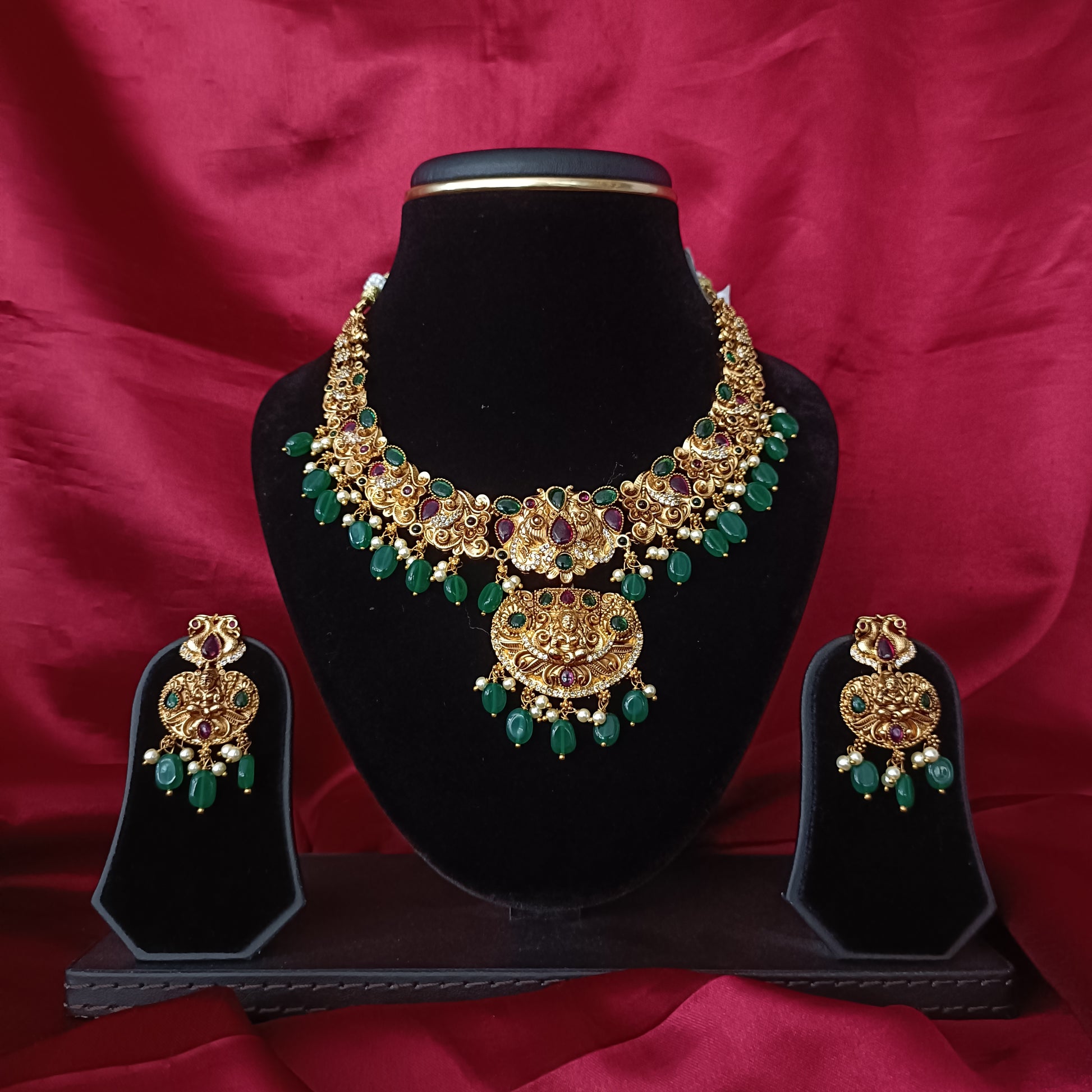 Beautiful Nakshi Short Necklace with Monalisa Beads - Ambica Wedding Mall