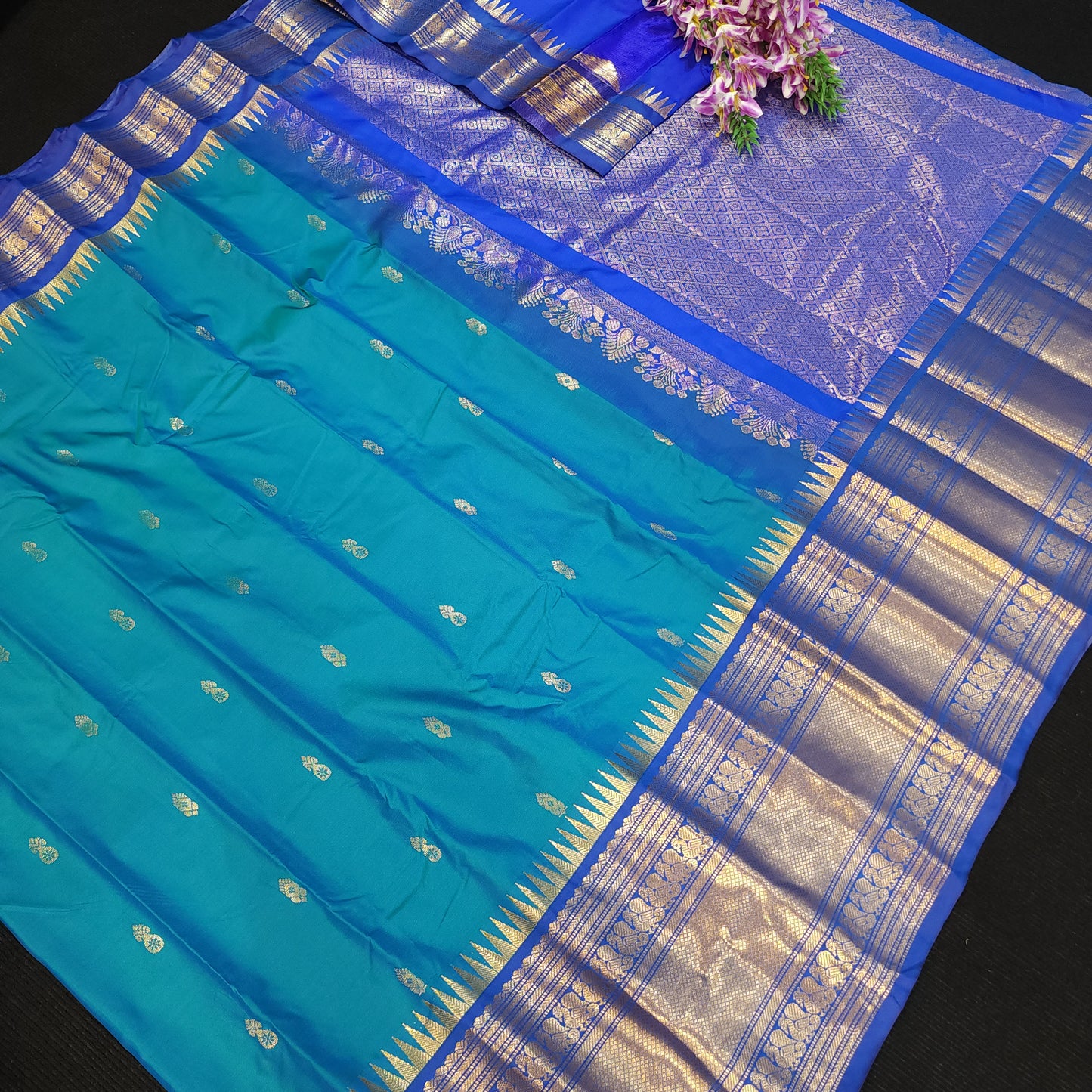 ✨️Gadwal Semi Pattu Sarees✨️