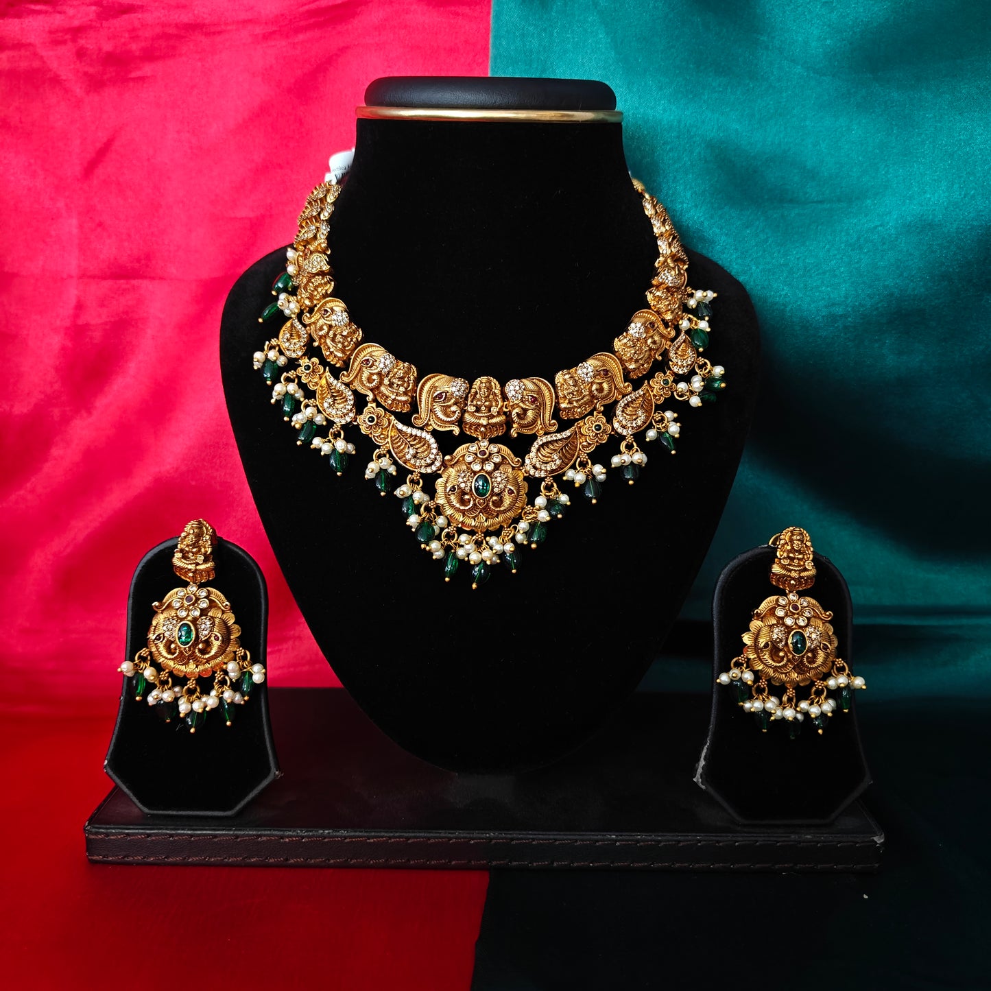 Beautiful Nakshi Short Necklace