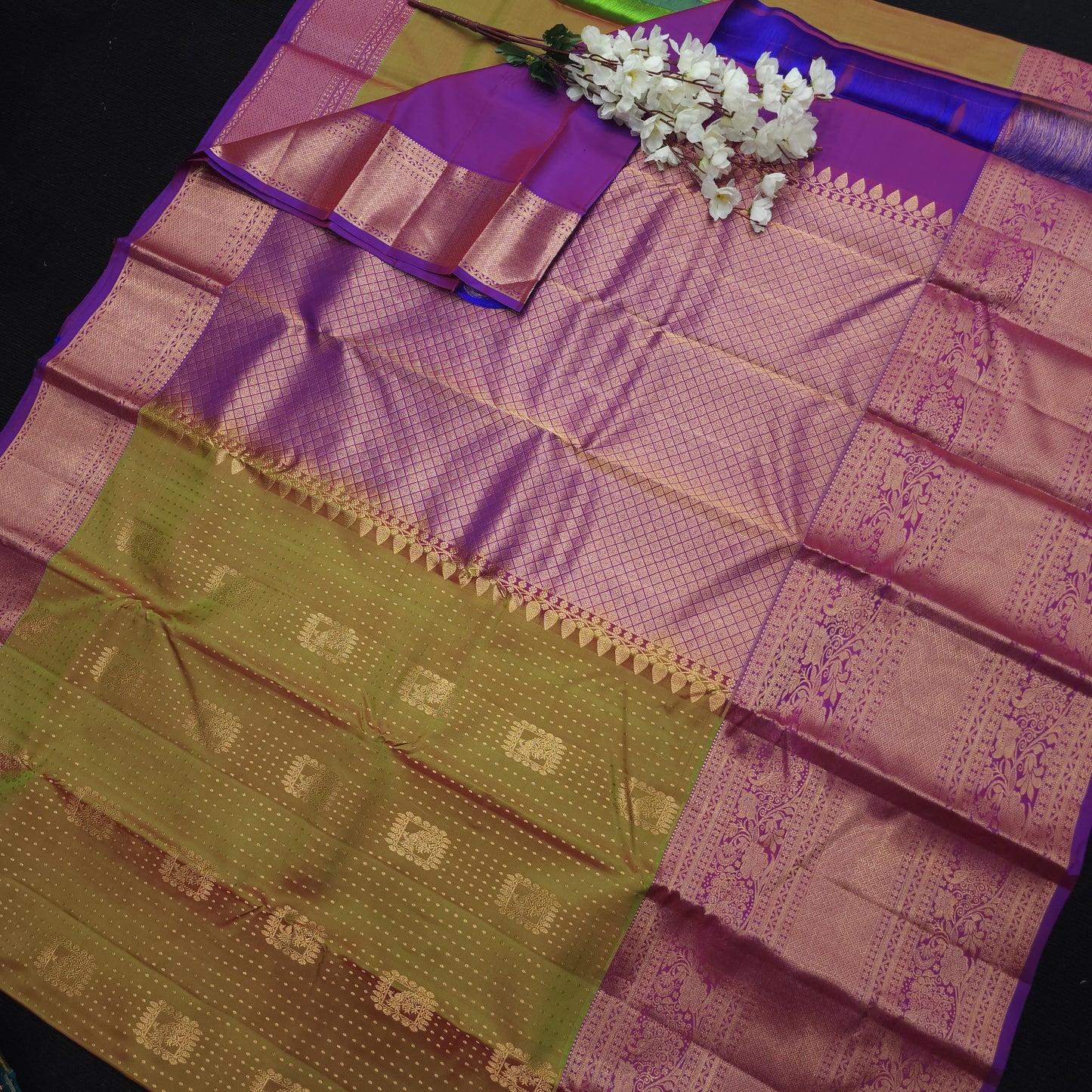 Kanchi Pattu Handloom Butta Light Weight Saree