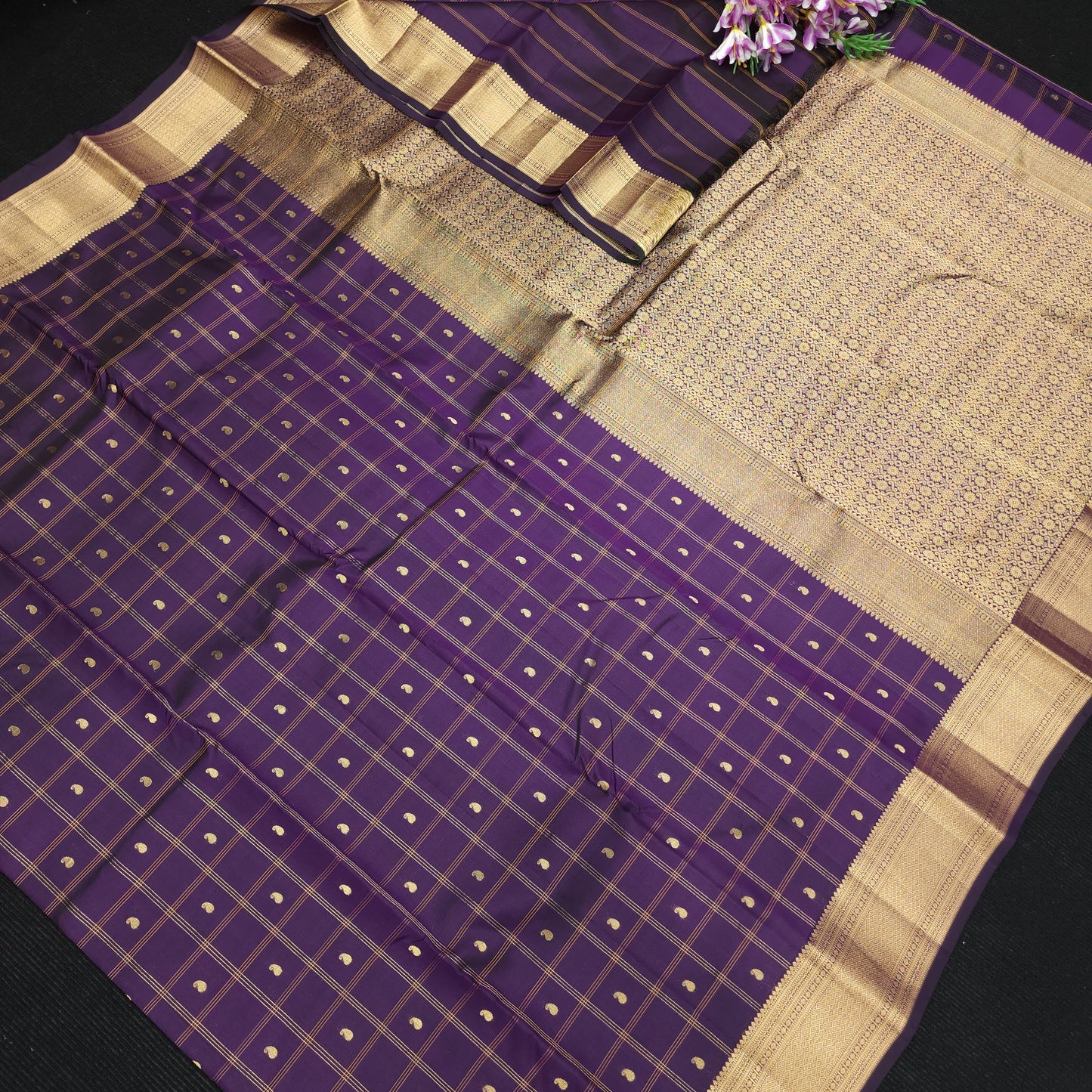 Vintage Handloom Light Weight Kanchi Butta Sarees