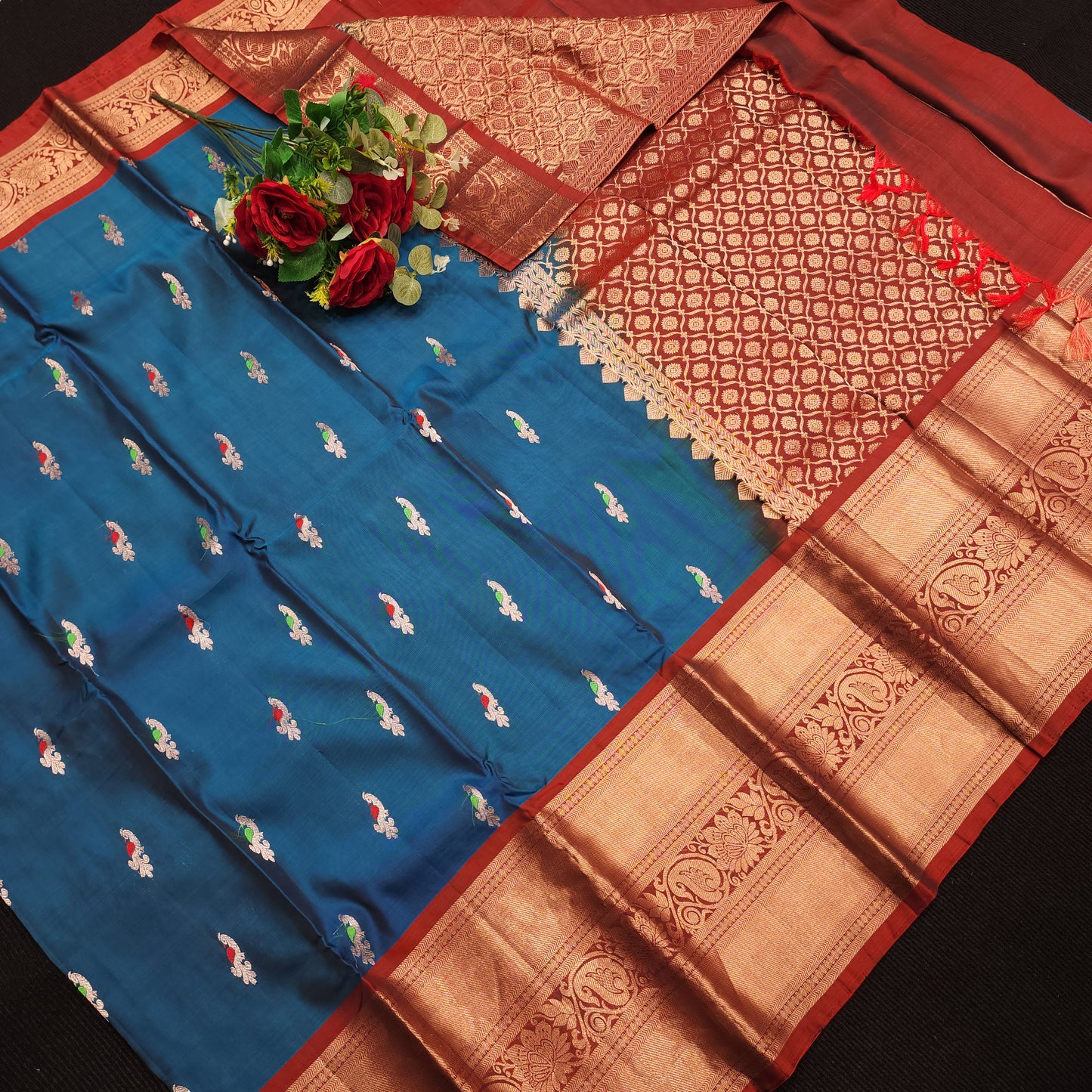 Kanchi Pattu Handloom Butta Light Weight Saree