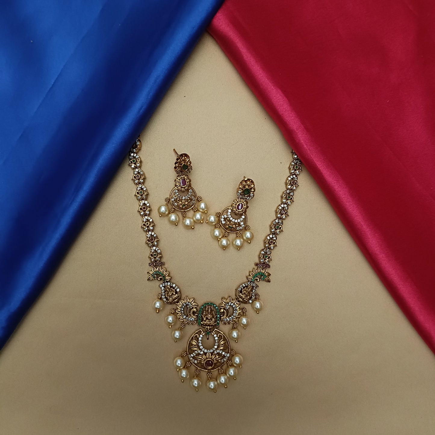 Beautiful Nakshi Short Necklace
