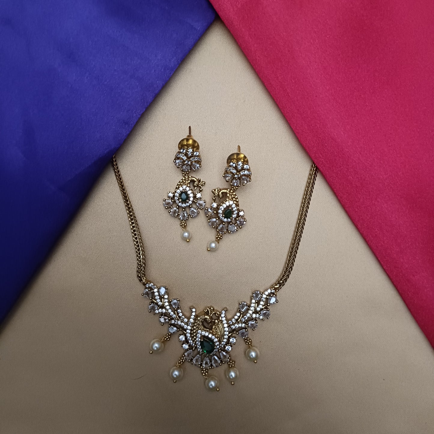 Beautiful Non Necklace