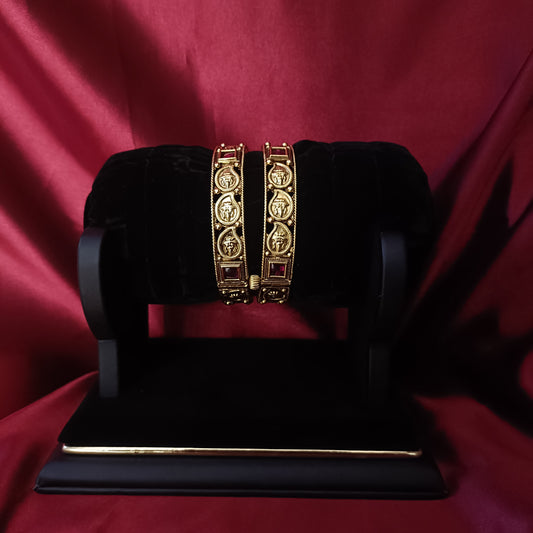 Beautiful Antique Bangles With Kempu Stone - Ambica Wedding Mall