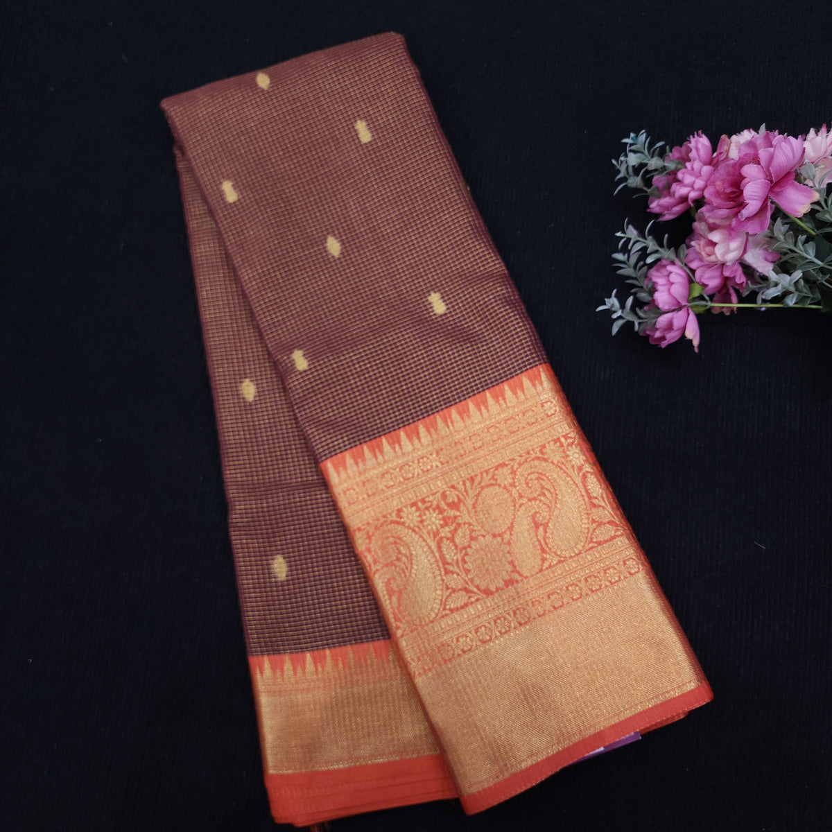 Trending Banaras Vintage saree