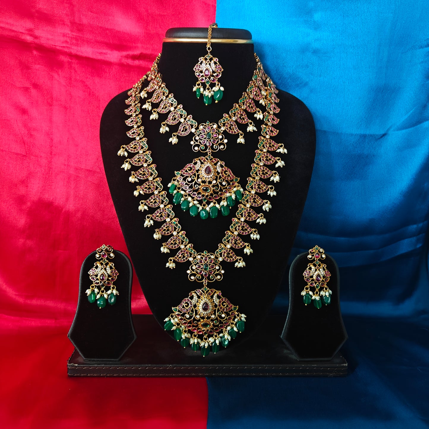 Beautiful Kundan Combo Set