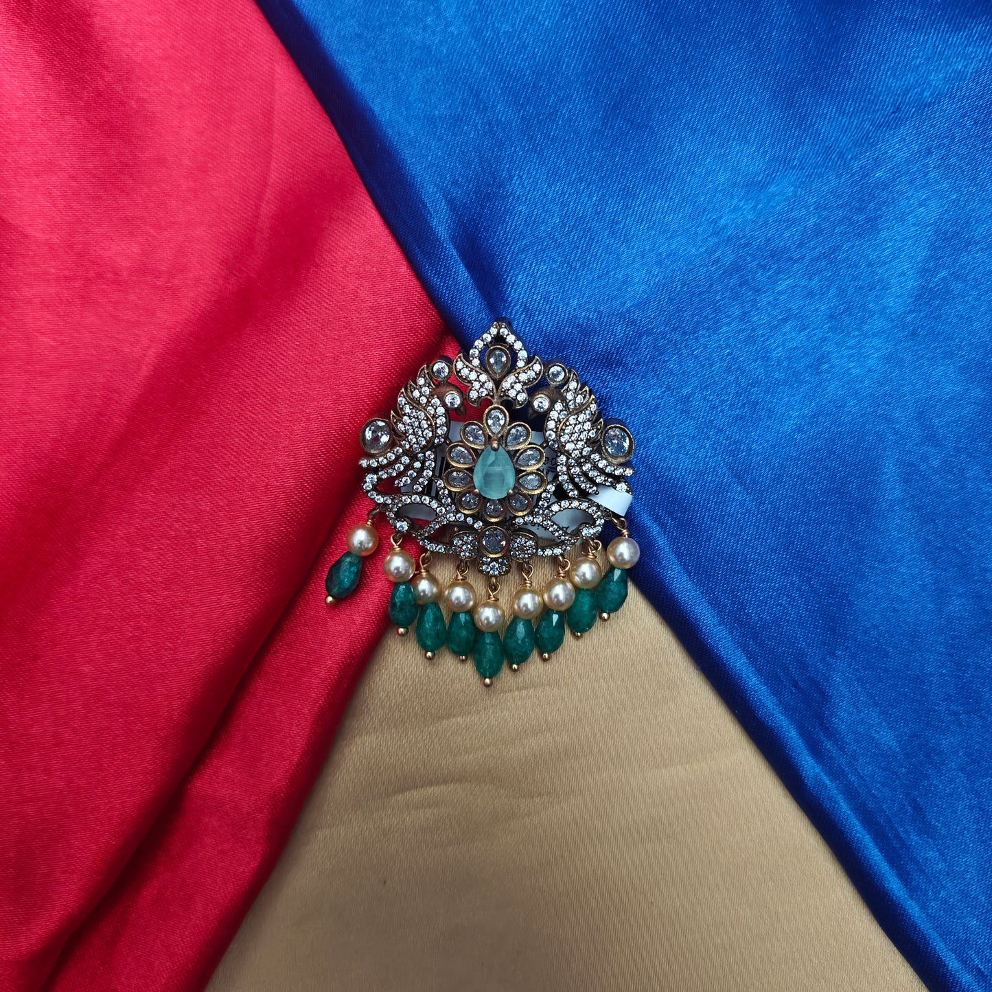 Beautiful Victorian Pendant In Pista Green Stone