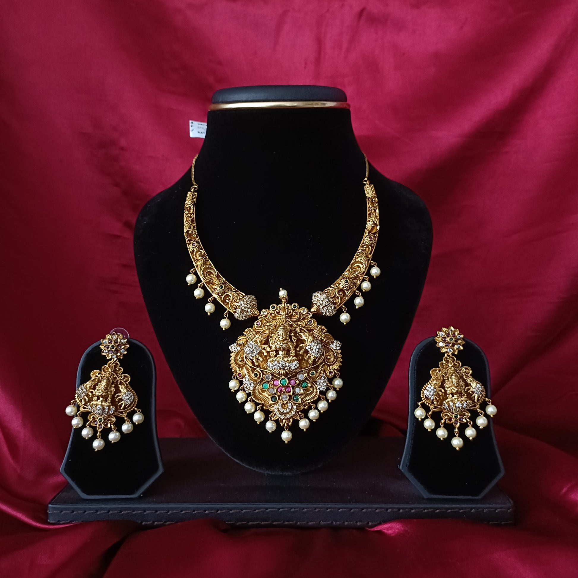 Beautiful Laxmi Idol Kante Necklace - Ambica Wedding Mall