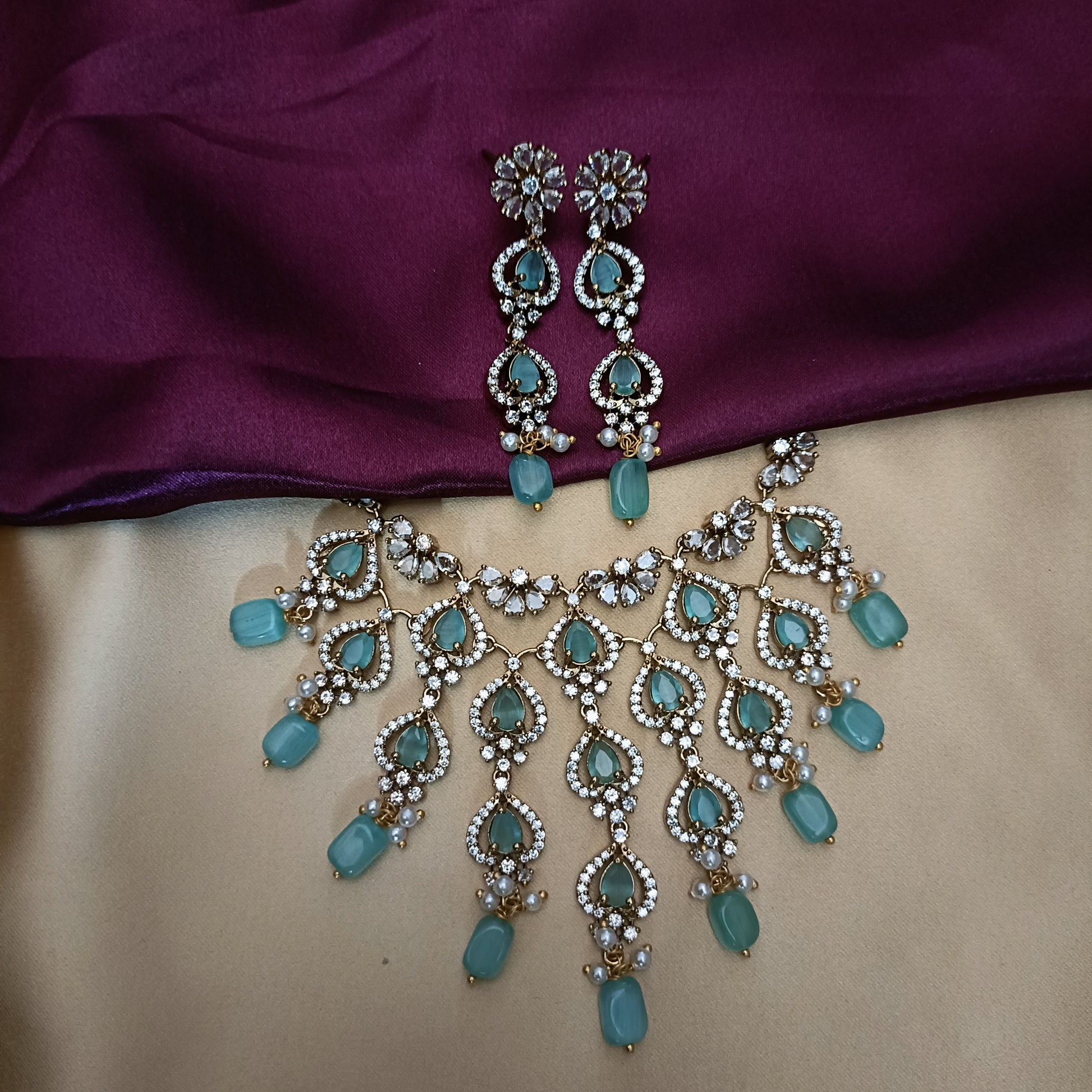 Elegant Mini Choker - Ambica Wedding Mall